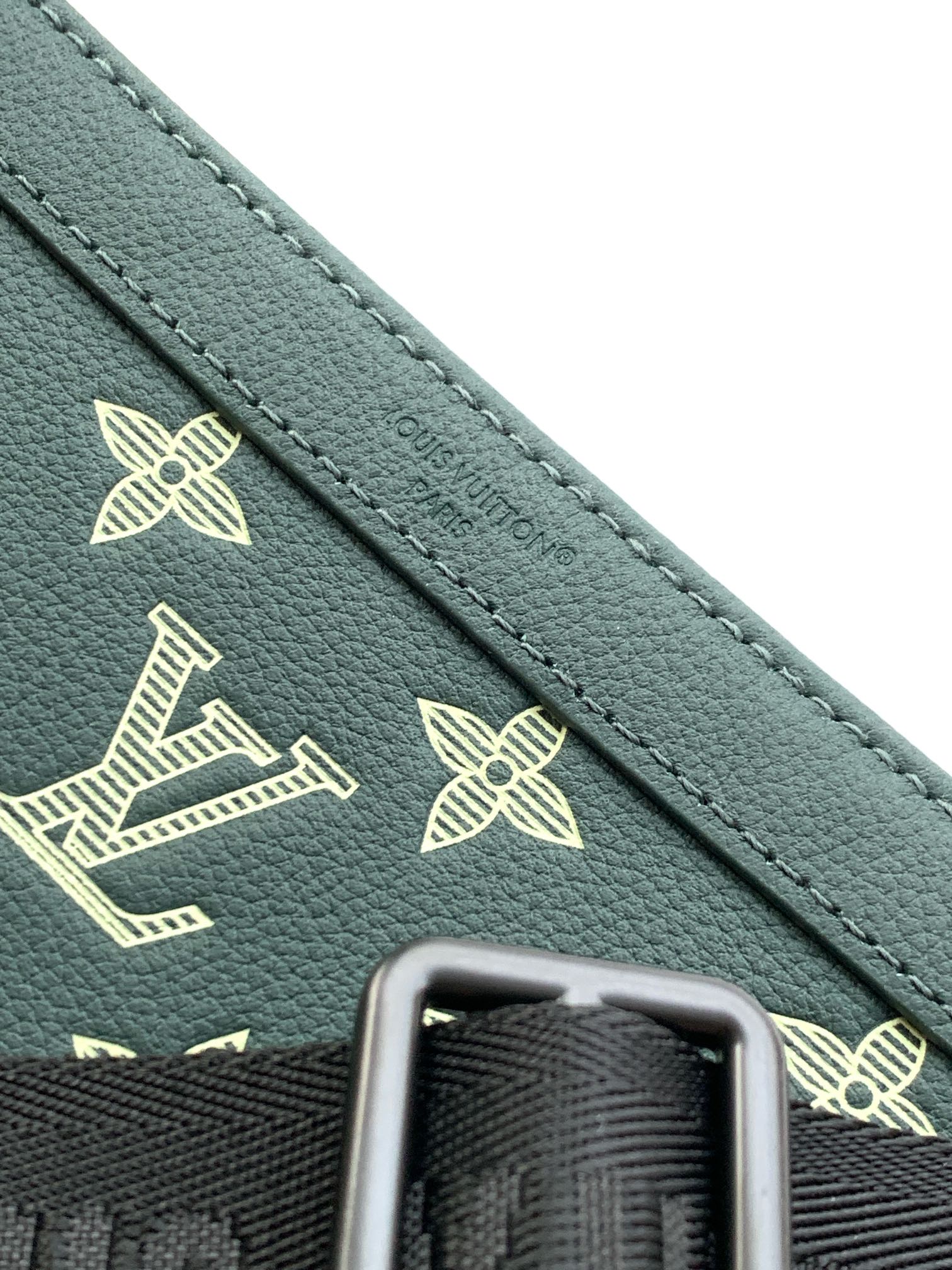 LV 一比一 男款 Monogram 綠色印花斜背包 時尚通勤包| 10 LV 一比一 男款 Monogram 綠色印花斜背包 時尚通勤包
