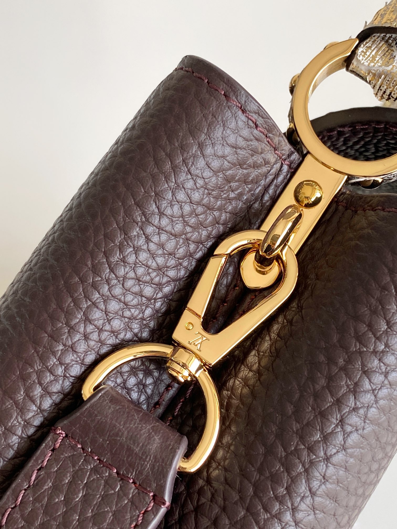 LV 原單 女款 Capucines 深棕蛇紋手提包 商務風斜背包| 10 LV 原單 女款 Capucines 深棕蛇紋手提包 商務風斜背包