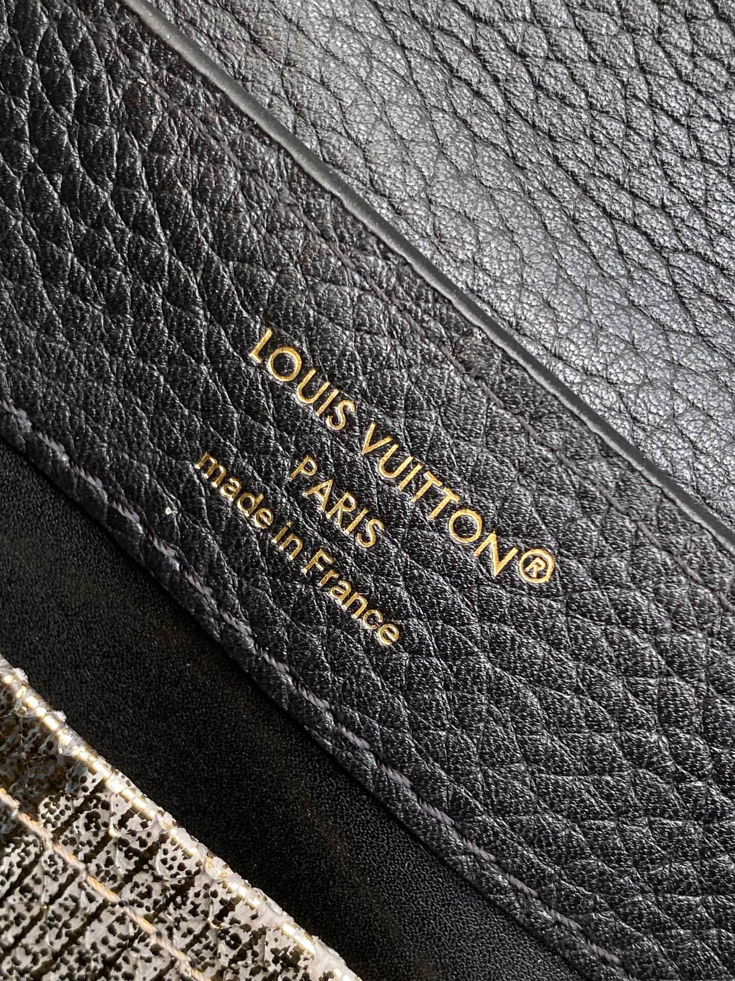 LV 高仿 女款 Capucines 黑色蛇紋手提包 經典斜背包| 7 LV 高仿 女款 Capucines 黑色蛇紋手提包 經典斜背包