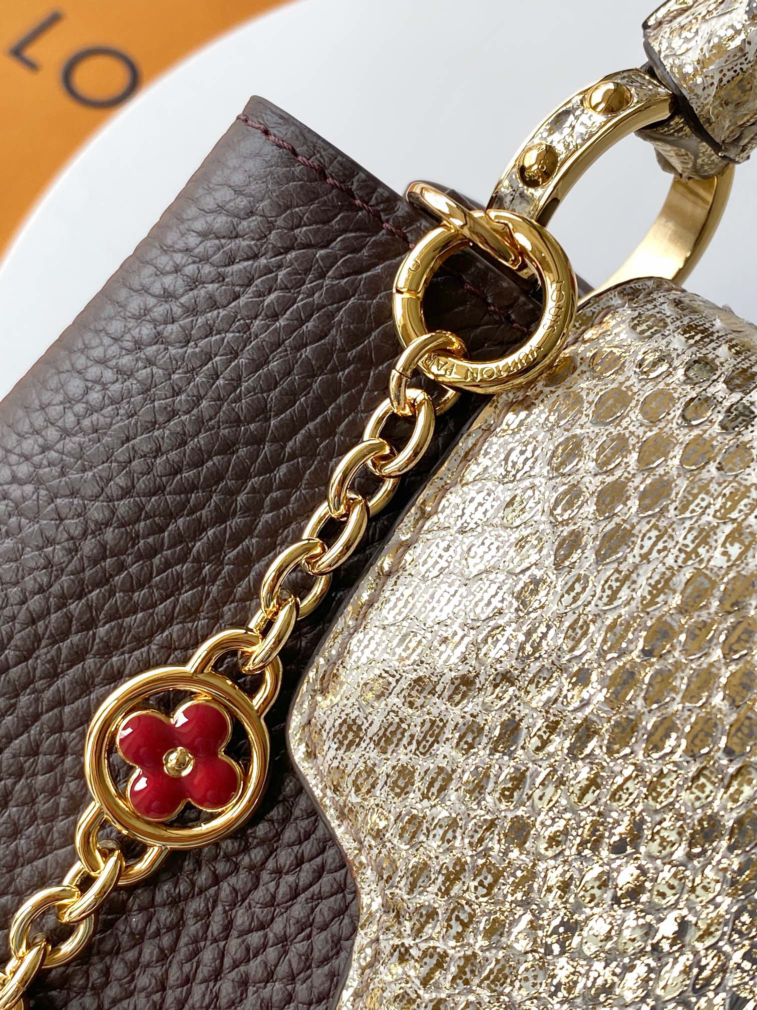 LV A貨 女款 Capucines 深咖蛇紋手提包 經典斜背包| 9 LV A貨 女款 Capucines 深咖蛇紋手提包 經典斜背包