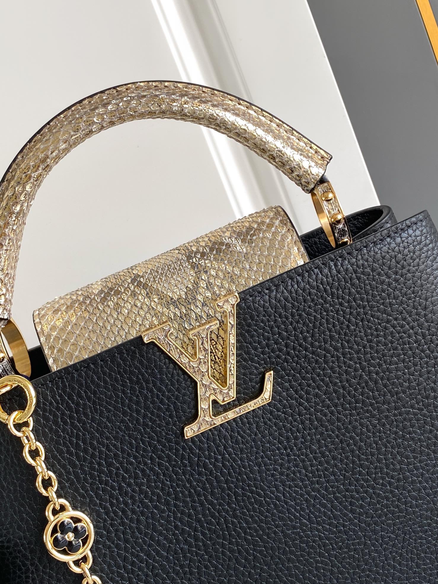 LV 高仿 女款 Capucines 黑金蛇紋手提包 商務風斜背包| 11 LV 高仿 女款 Capucines 黑金蛇紋手提包 商務風斜背包