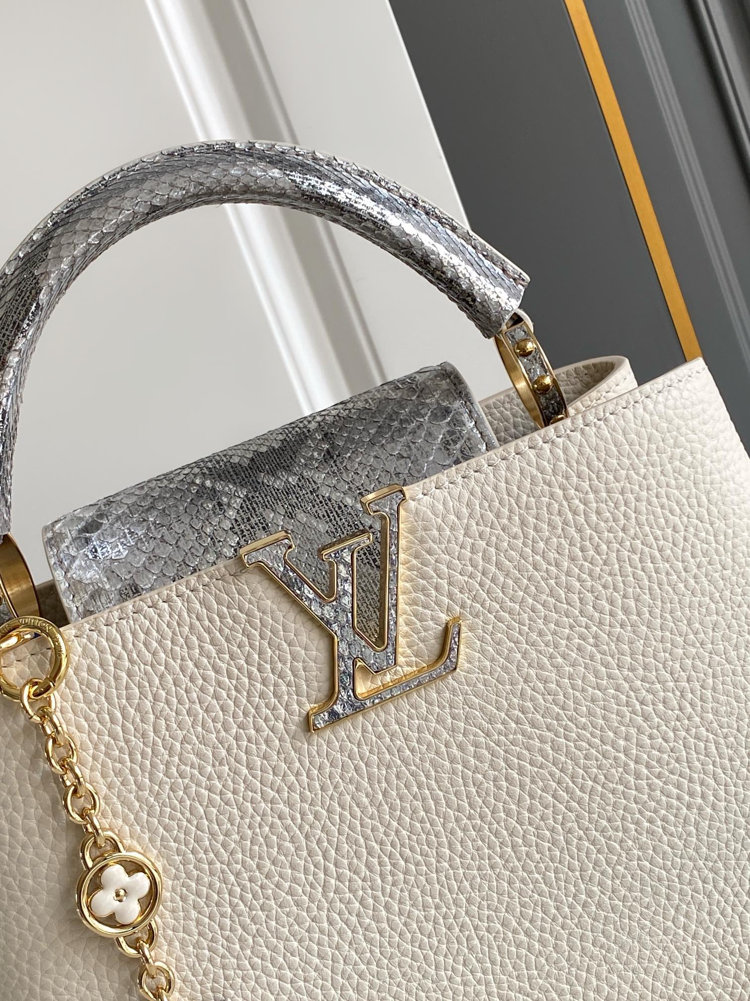 LV 一比一 女款 Capucines 經典黑蛇紋手提包 高級斜背包| 11 LV 一比一 女款 Capucines 經典黑蛇紋手提包 高級斜背包