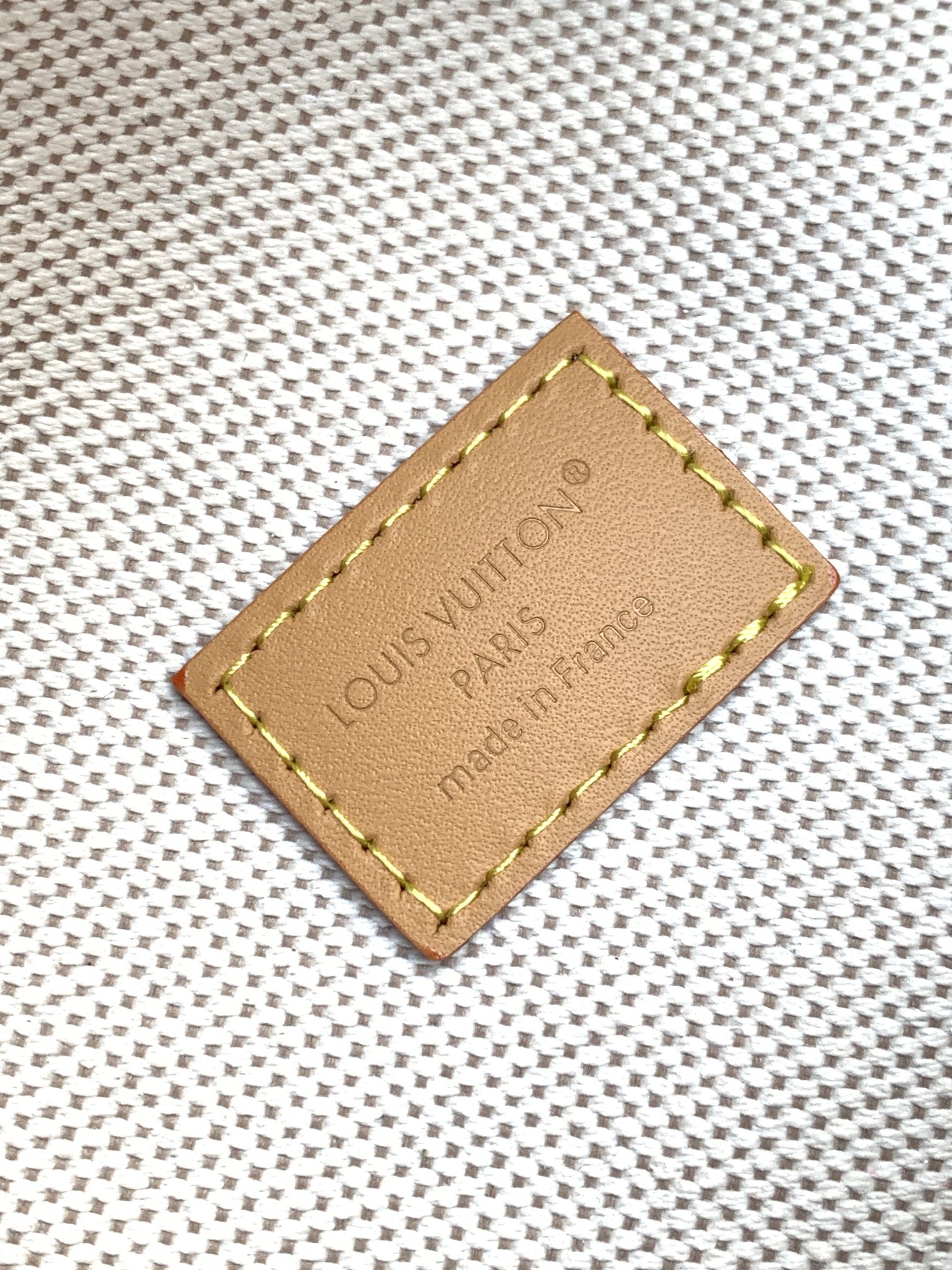 LV 一比一 男款 Monogram 灰綠 Discovery 腰包 時尚胸包| 7 LV 一比一 男款 Monogram 灰綠 Discovery 腰包 時尚胸包