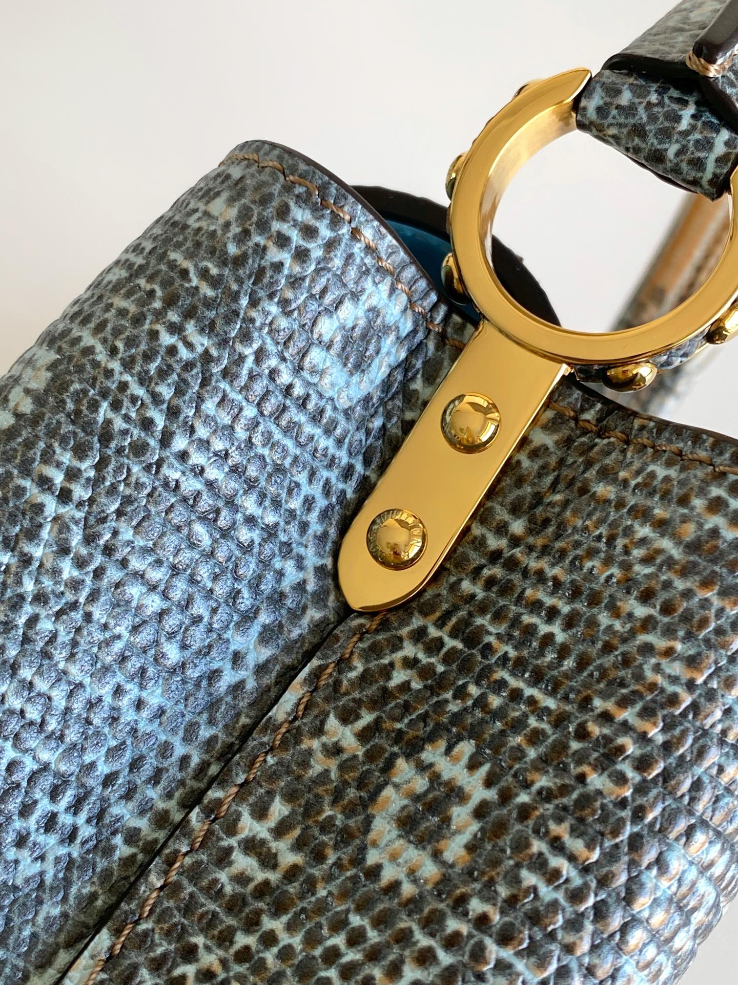 LV 原單 女款 Capucines 蛇紋手提包 高級斜背包| 9 LV 原單 女款 Capucines 蛇紋手提包 高級斜背包
