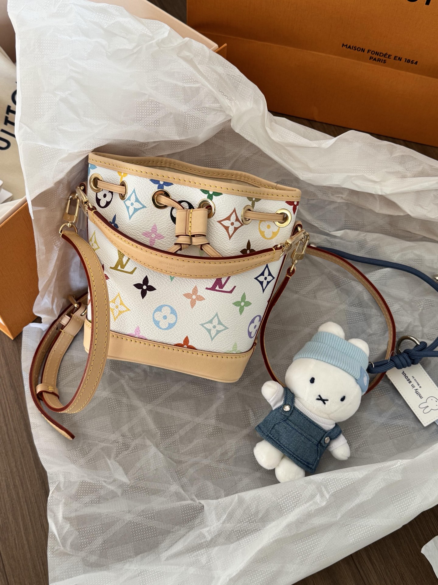 LV 一比一 女款 Multicolor 老花水桶包 小巧抽繩斜背包| 11 LV 一比一 女款 Multicolor 老花水桶包 小巧抽繩斜背包