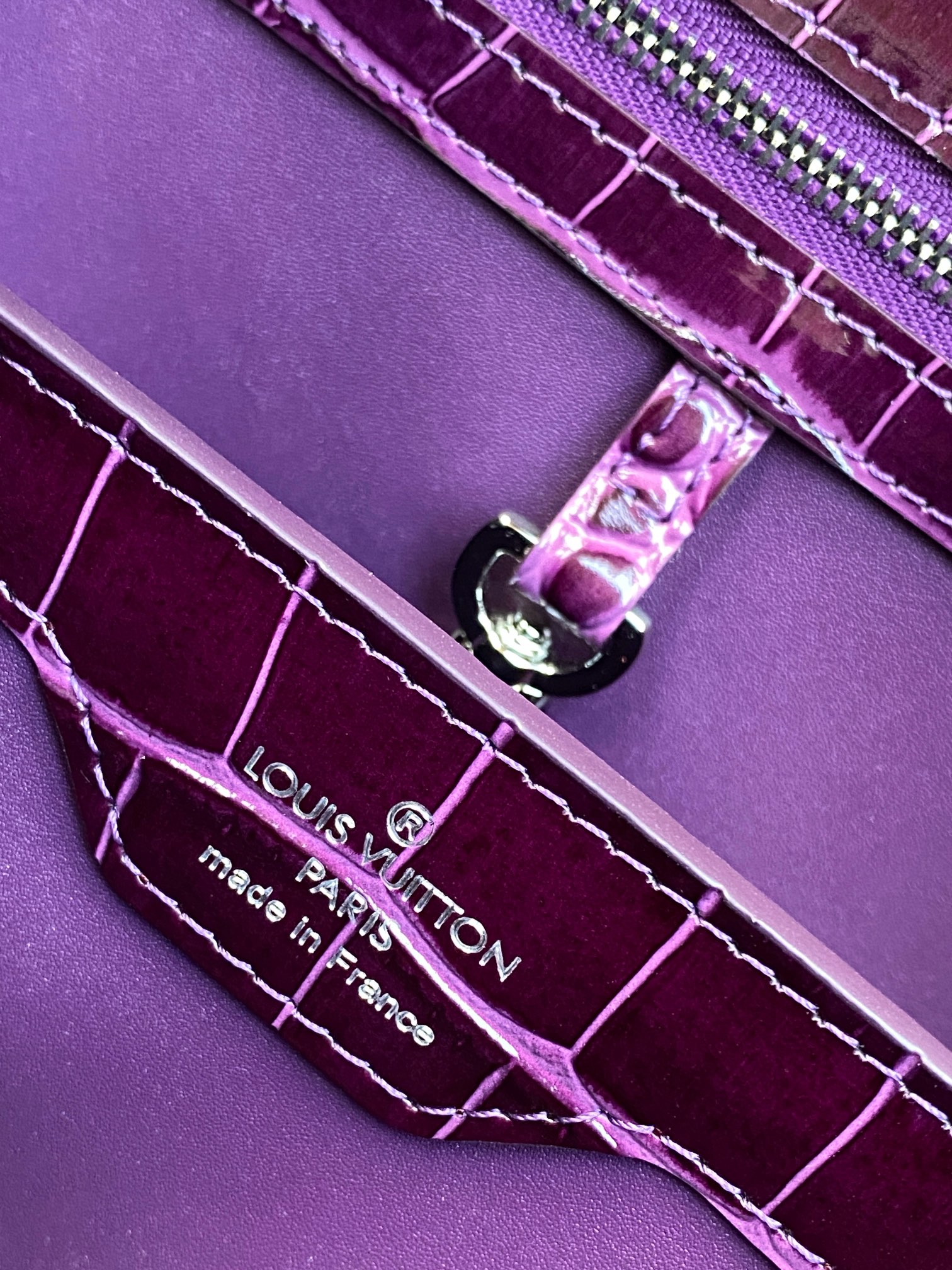 LV 一比一 女款 Capucines 紫色手提包 高級斜背包| 7 LV 一比一 女款 Capucines 紫色手提包 高級斜背包