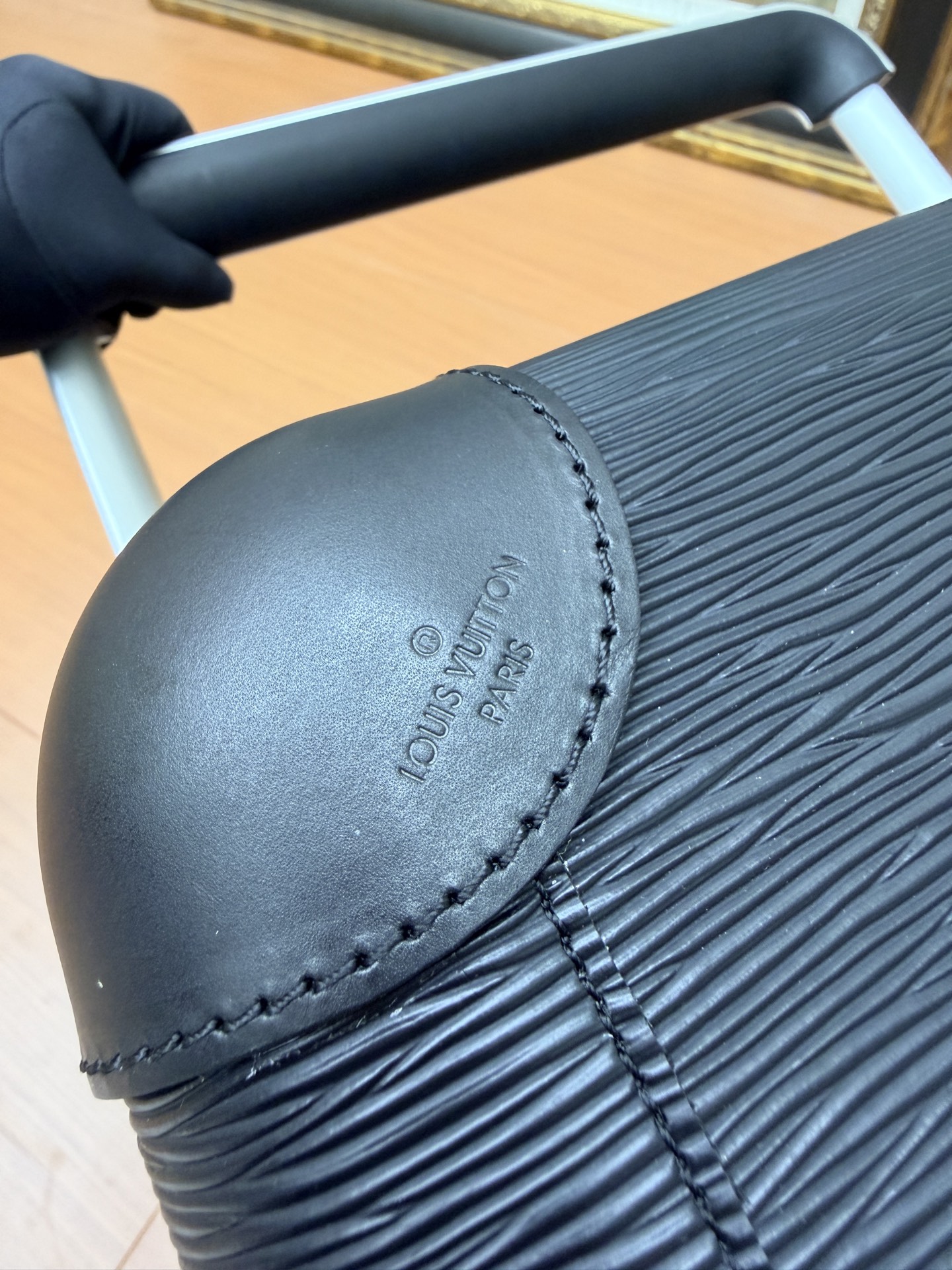 LV 一比一 Epi 皮革 Horizon 拉桿箱 商務登機箱 四輪靜音旅行箱| 7 LV 一比一 Epi 皮革 Horizon 拉桿箱 商務登機箱 四輪靜音旅行箱