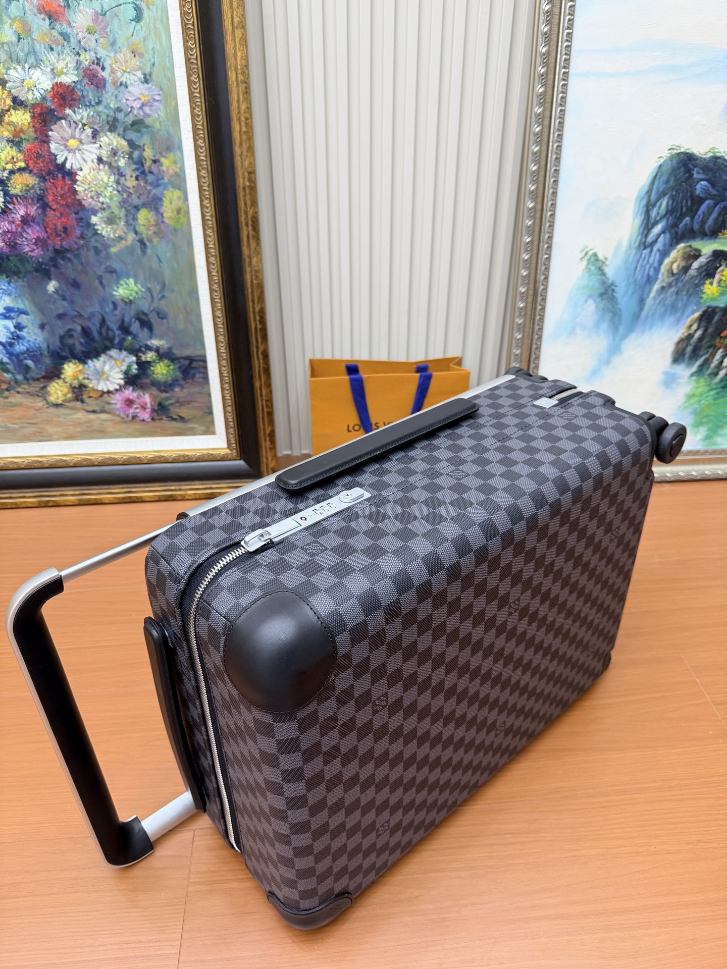 LV 高仿 Damier Graphite 棋盤格拉桿箱 商務登機箱 旅行行李箱| 9 LV 高仿 Damier Graphite 棋盤格拉桿箱 商務登機箱 旅行行李箱