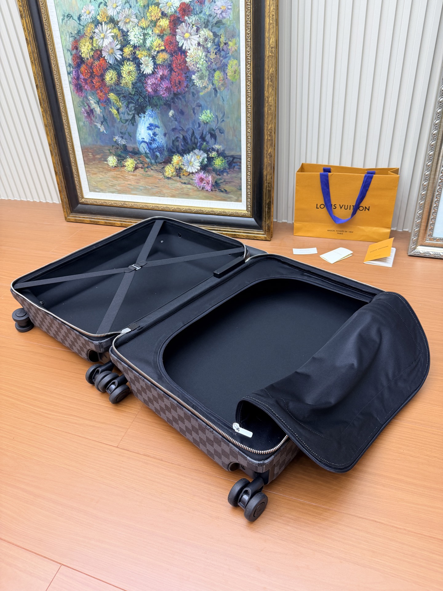 LV 高仿 Damier Graphite 棋盤格拉桿箱 商務登機箱 旅行行李箱| 7 LV 高仿 Damier Graphite 棋盤格拉桿箱 商務登機箱 旅行行李箱