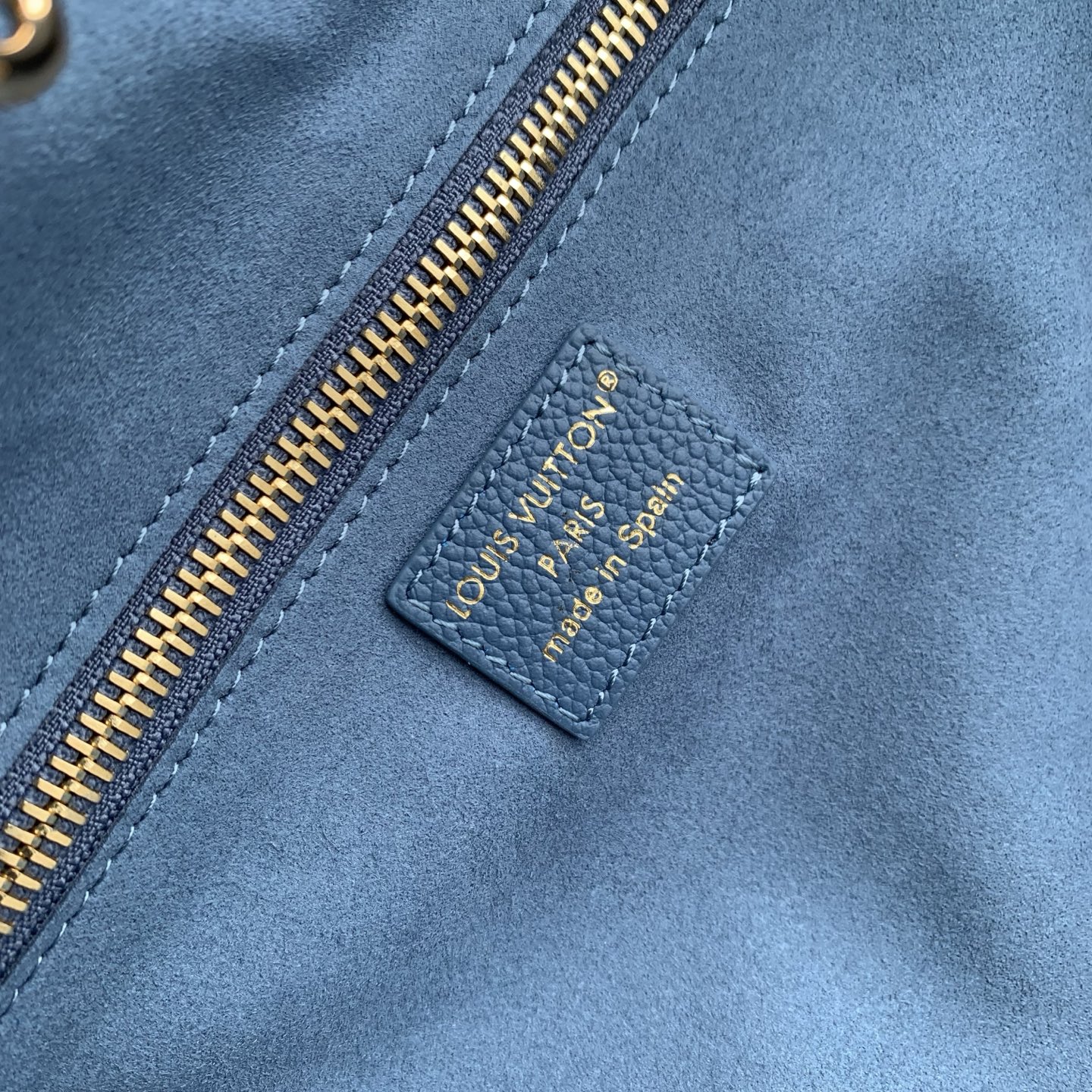 LV高仿藍色大容量托特包 Monogram壓紋肩背通勤包| 8 LV高仿藍色大容量托特包 Monogram壓紋肩背通勤包