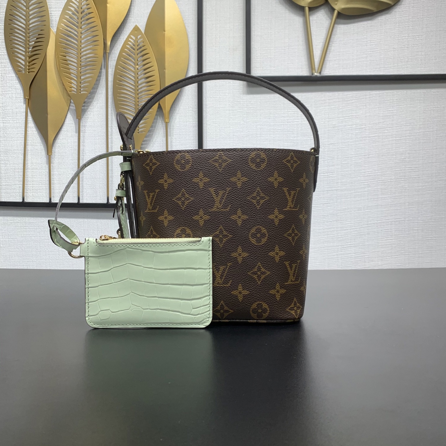LV高仿老花拼色迷你水桶包 附卡包設計斜背單肩兩用包| 13 LV高仿老花拼色迷你水桶包 附卡包設計斜背單肩兩用包