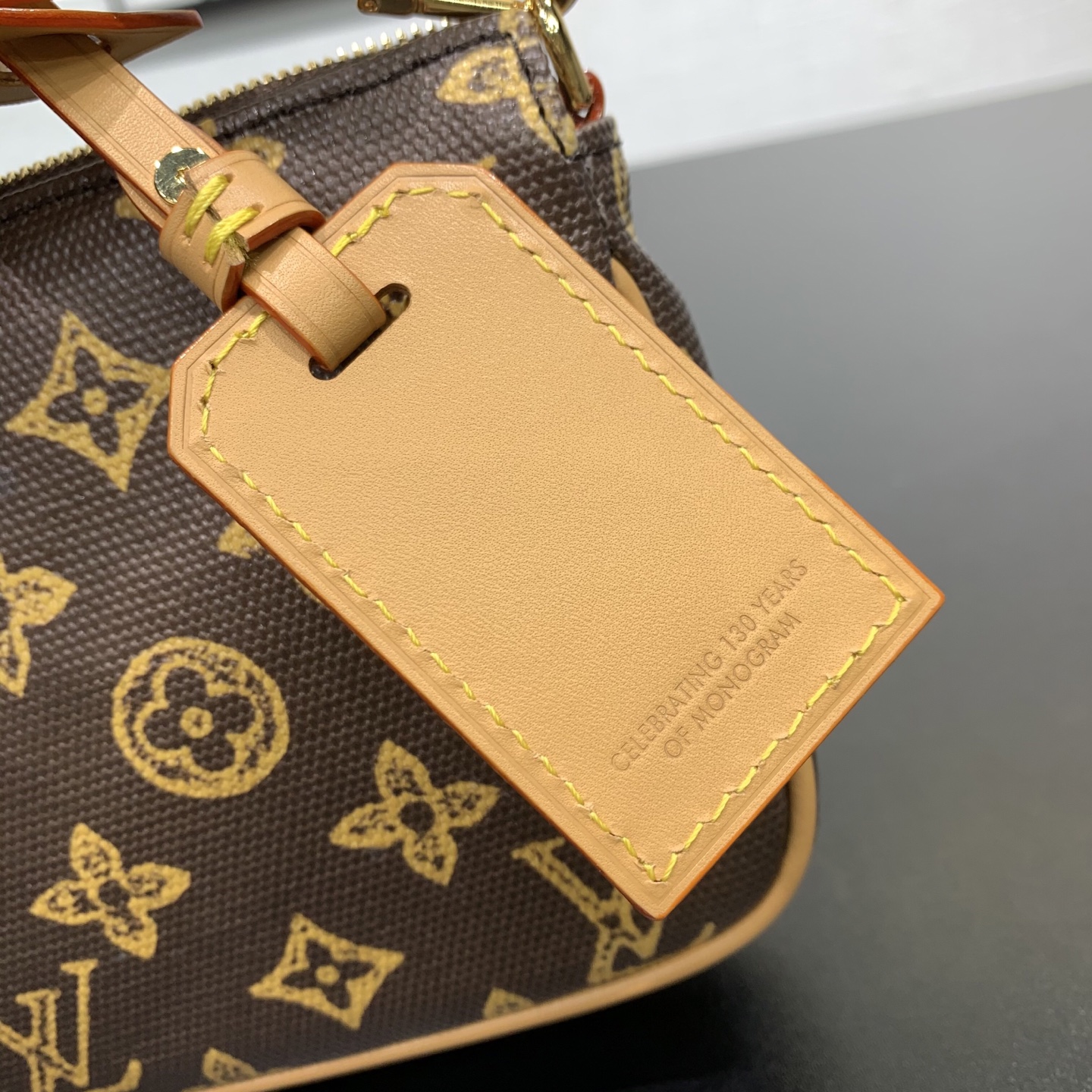 LV 原單 女款 Pochette Accessoires 腋下包 經典老花 簡約百搭款| 15 LV 原單 女款 Pochette Accessoires 腋下包 經典老花 簡約百搭款