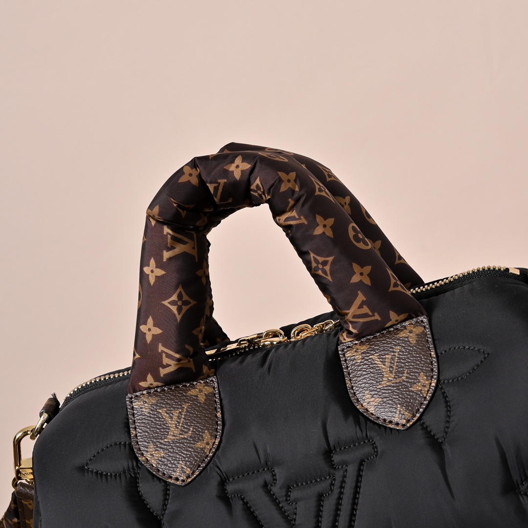 LV 一比一 女款 Pillow Speedy 枕頭包 黑色 輕量設計 百搭時尚款| 12 LV 一比一 女款 Pillow Speedy 枕頭包 黑色 輕量設計 百搭時尚款