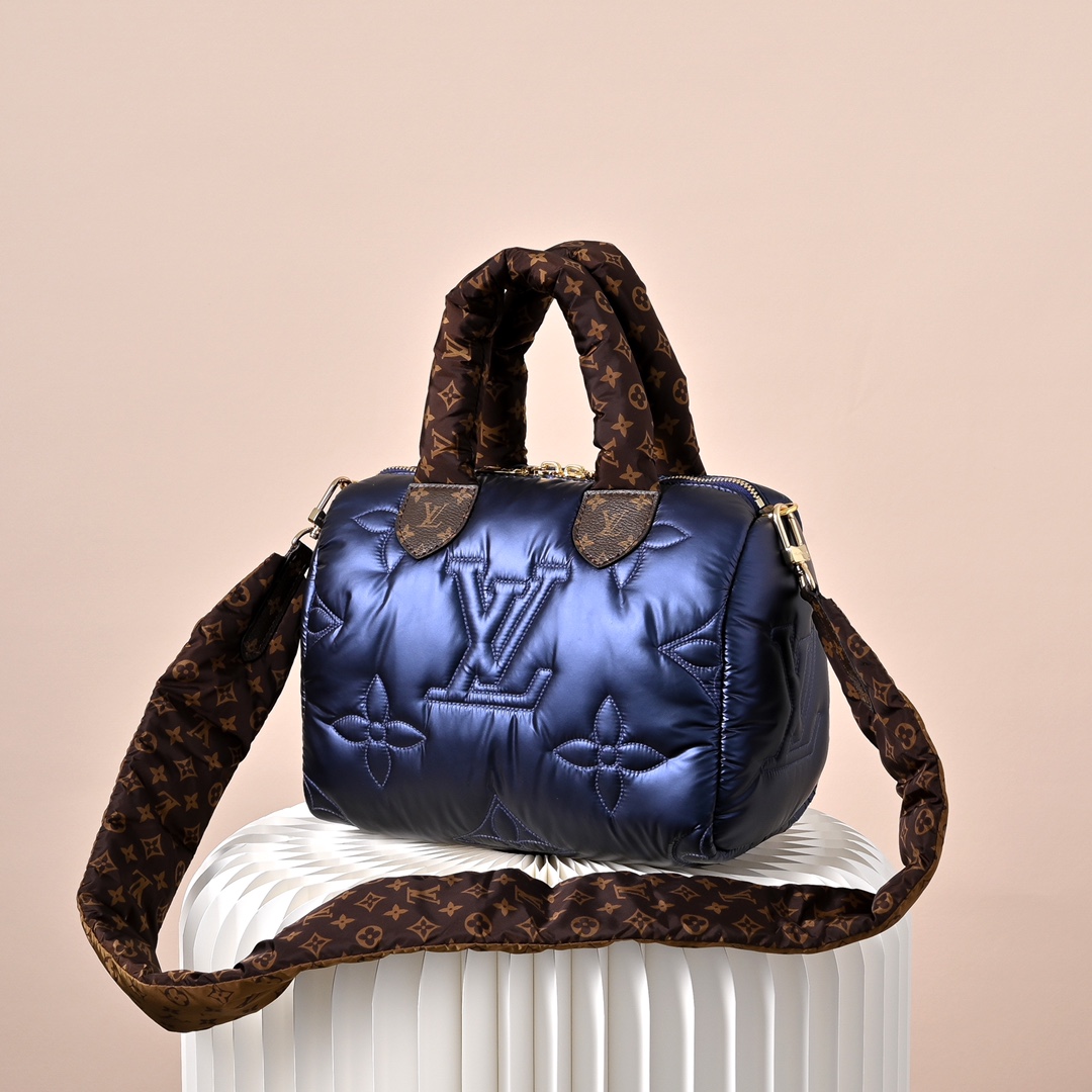 LV A貨 女款 Pillow Speedy 枕頭包 藍色 光澤材質 潮流時尚百搭款| 13 LV A貨 女款 Pillow Speedy 枕頭包 藍色 光澤材質 潮流時尚百搭款