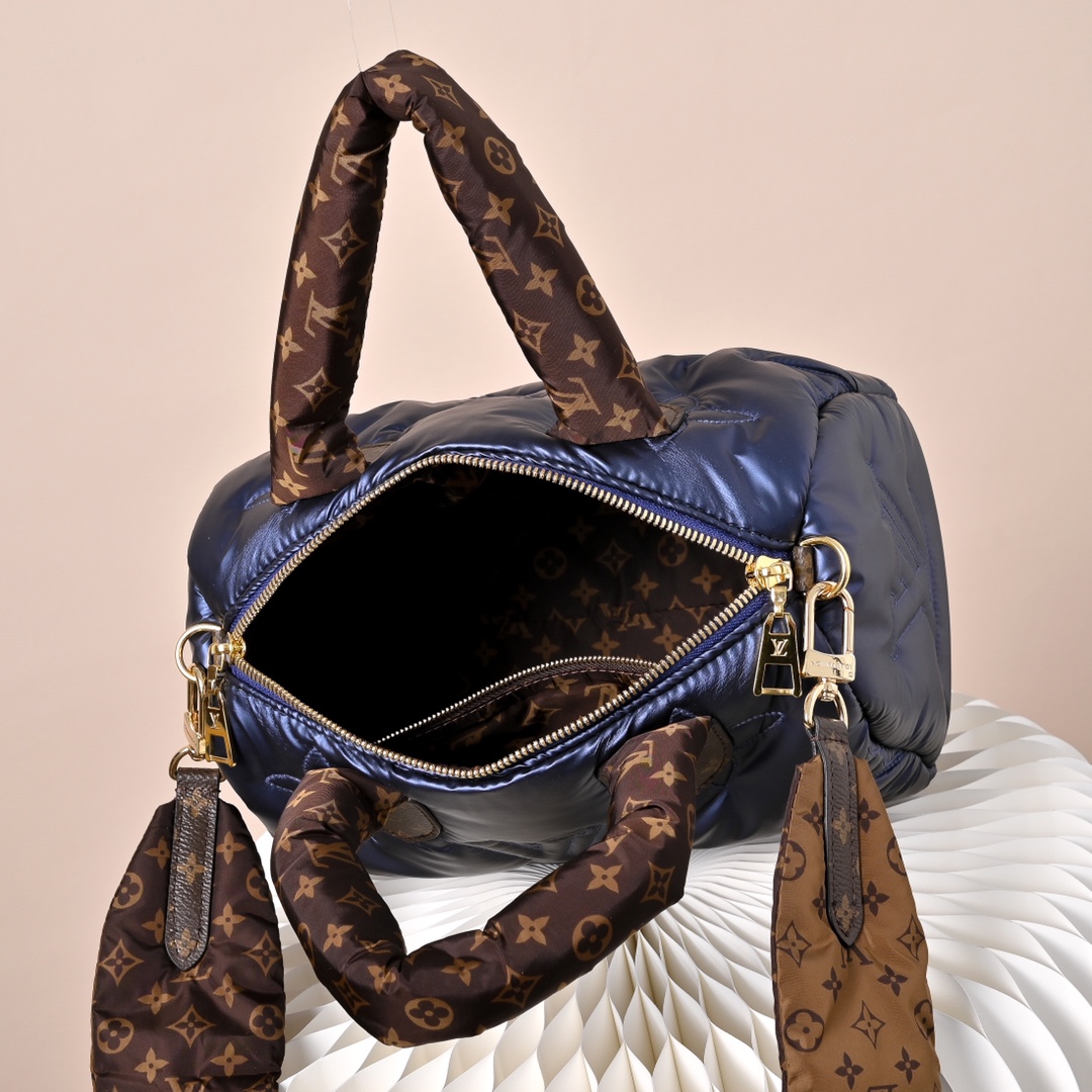LV A貨 女款 Pillow Speedy 枕頭包 藍色 光澤材質 潮流時尚百搭款| 9 LV A貨 女款 Pillow Speedy 枕頭包 藍色 光澤材質 潮流時尚百搭款