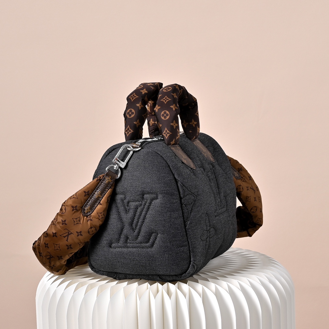 LV 高仿 女款 Pillow Speedy 枕頭包 深灰色 丹寧質感 休閒百搭款| 14 LV 高仿 女款 Pillow Speedy 枕頭包 深灰色 丹寧質感 休閒百搭款