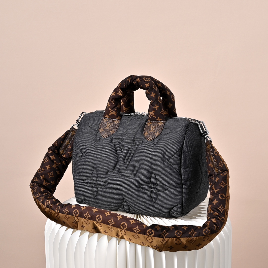 LV 高仿 女款 Pillow Speedy 枕頭包 深灰色 丹寧質感 休閒百搭款| 13 LV 高仿 女款 Pillow Speedy 枕頭包 深灰色 丹寧質感 休閒百搭款