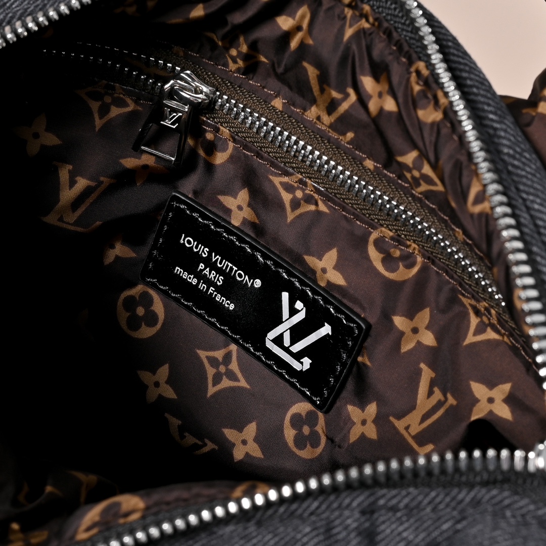 LV 高仿 女款 Pillow Speedy 枕頭包 深灰色 丹寧質感 休閒百搭款| 8 LV 高仿 女款 Pillow Speedy 枕頭包 深灰色 丹寧質感 休閒百搭款