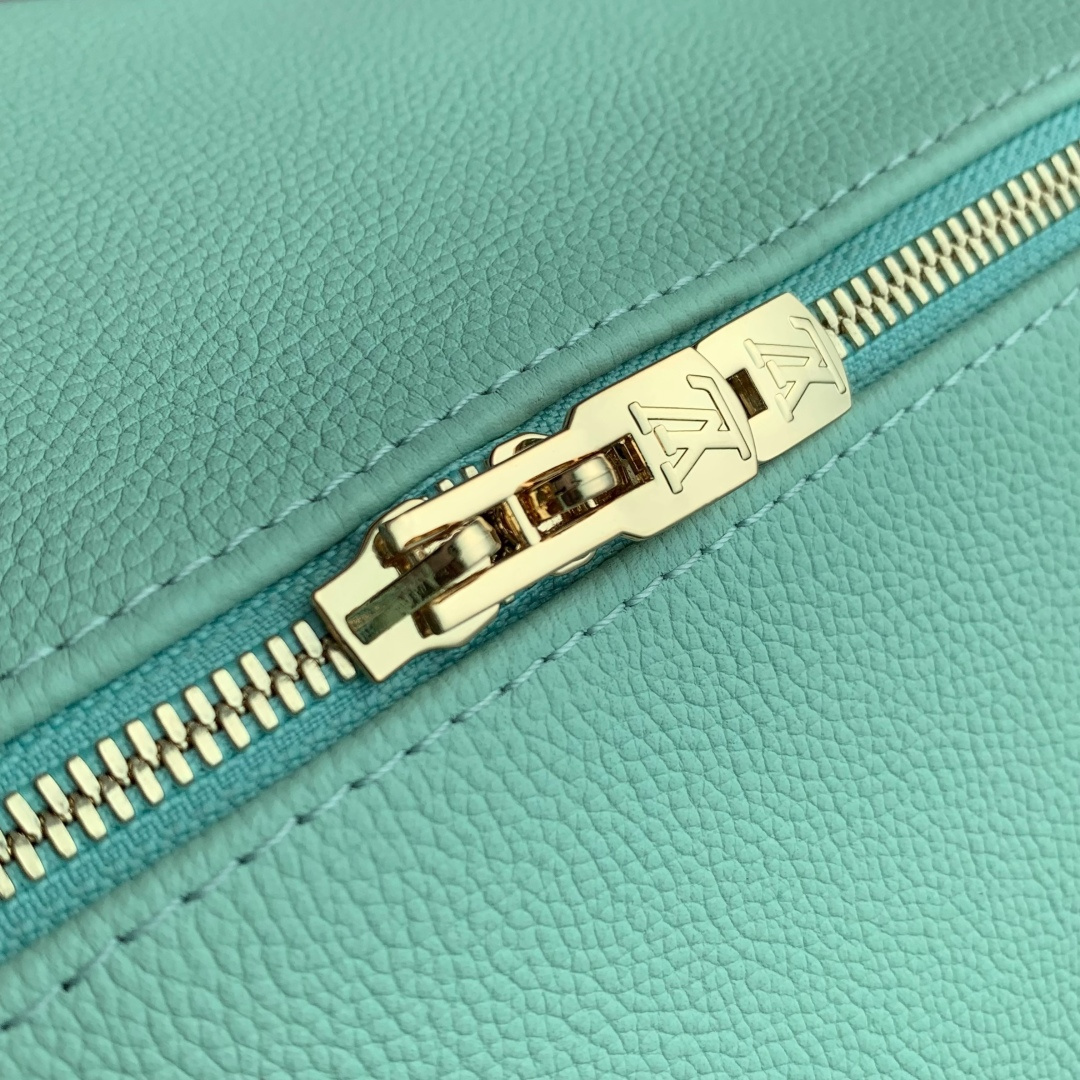 LV A貨 女款 鱷魚壓紋手提包 綠色皮革設計 優雅氣質百搭款| 9 LV A貨 女款 鱷魚壓紋手提包 綠色皮革設計 優雅氣質百搭款