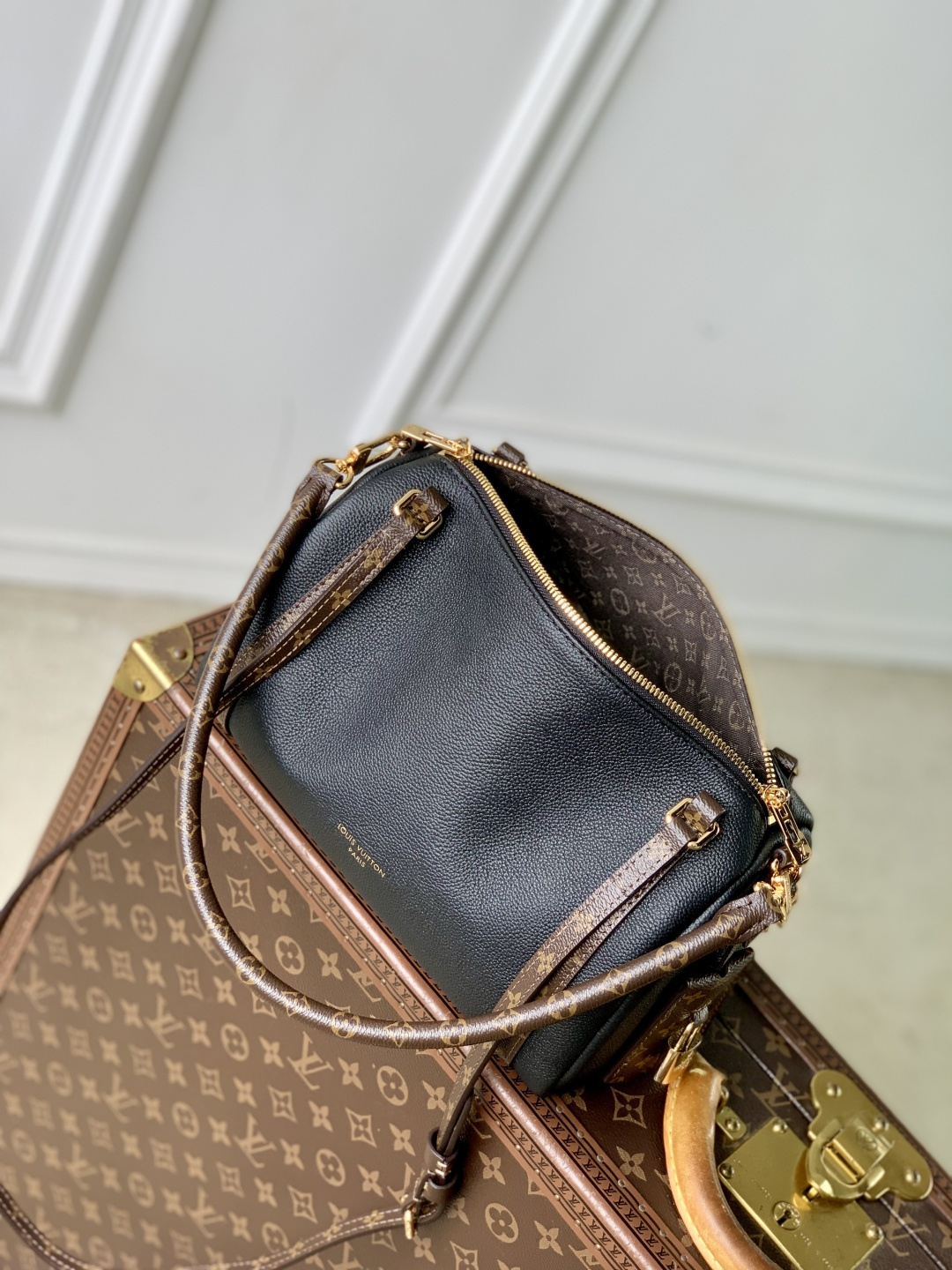 LV 一比一 女款 黑色手提包 經典老花拼接 簡約高級感| 7 LV 一比一 女款 黑色手提包 經典老花拼接 簡約高級感