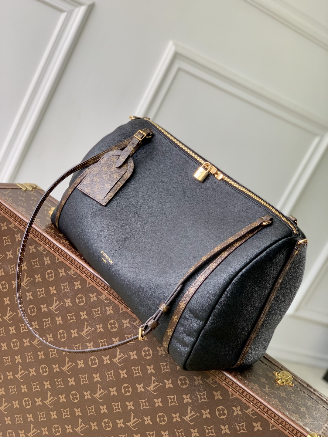 LV A貨 女款 黑色肩背包 經典拼接設計 輕奢通勤款| 14 LV A貨 女款 黑色肩背包 經典拼接設計 輕奢通勤款