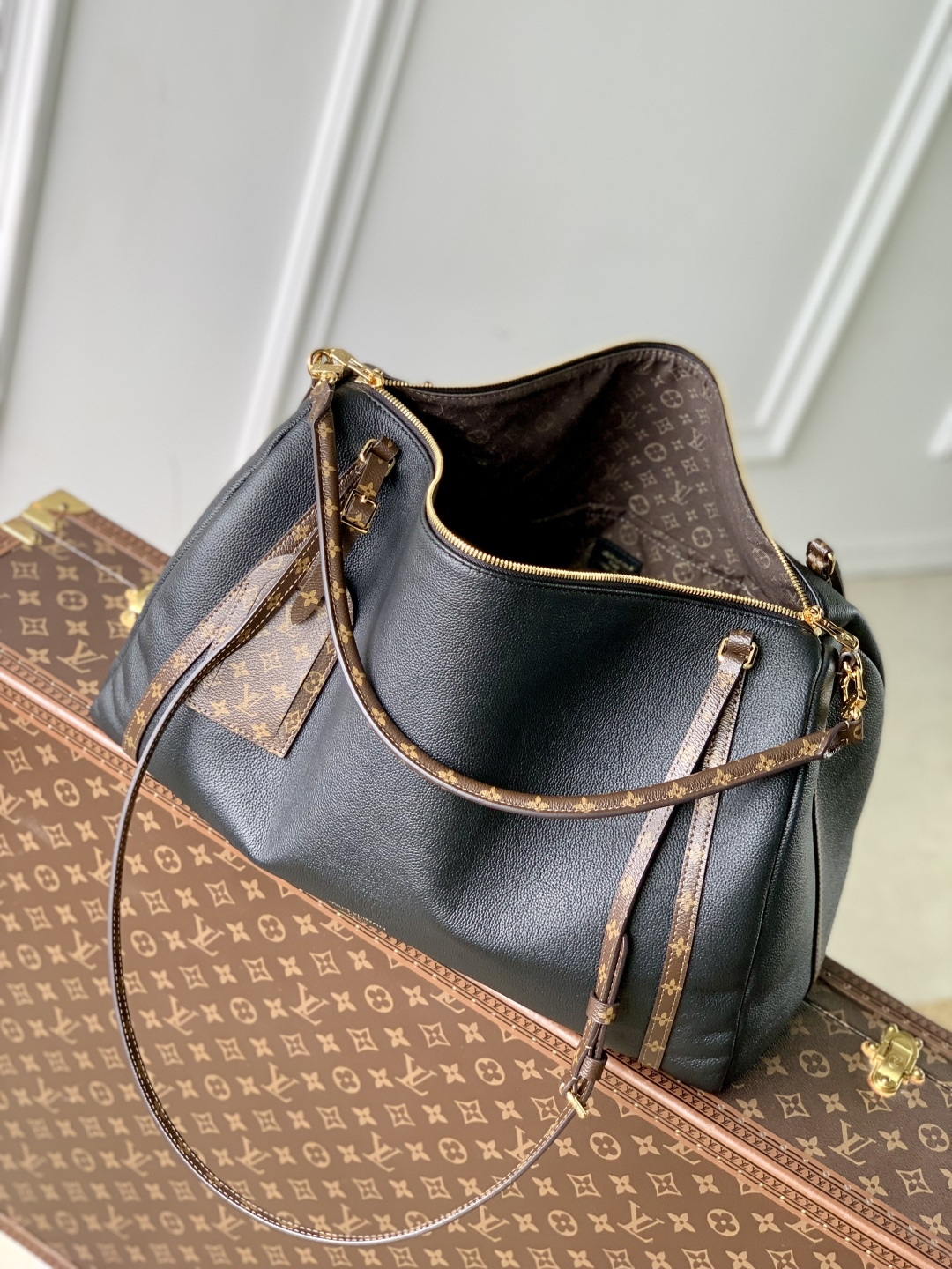 LV A貨 女款 黑色肩背包 經典拼接設計 輕奢通勤款| 7 LV A貨 女款 黑色肩背包 經典拼接設計 輕奢通勤款