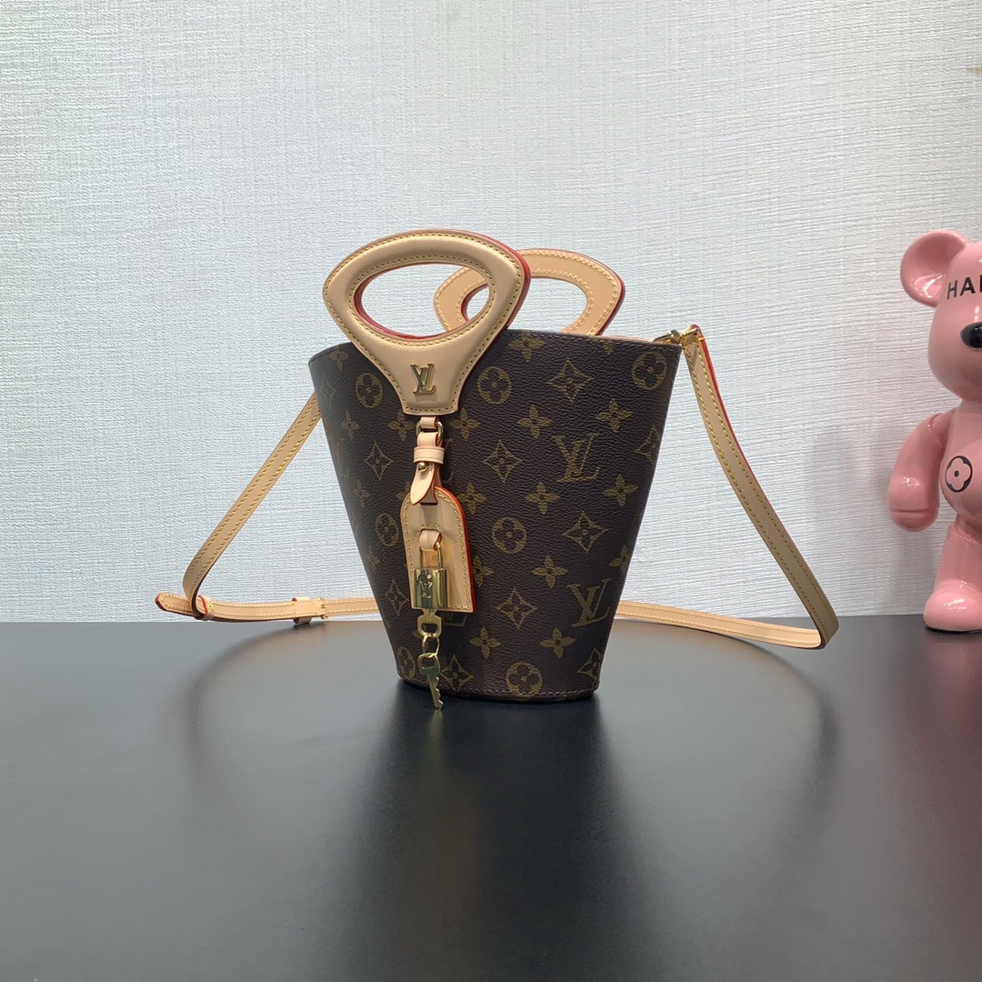 LV 高仿 女款 小號水桶手提包 經典老花造型 迷你斜背款| 14 LV 高仿 女款 小號水桶手提包 經典老花造型 迷你斜背款