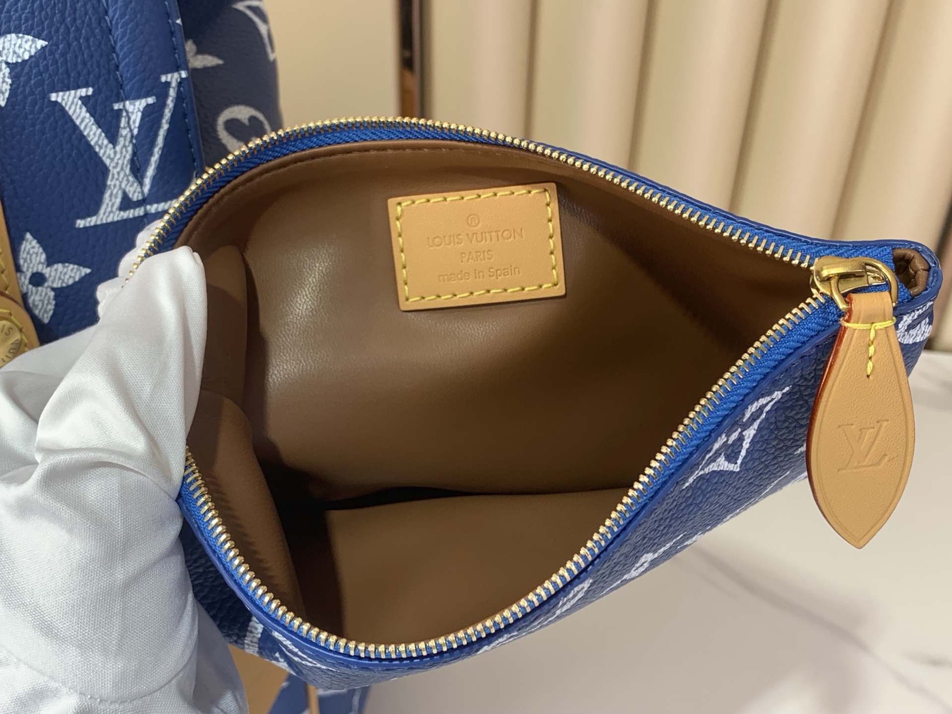 LV 高仿 女款 後背包 藍色印花設計 個性潮流款| 10 LV 高仿 女款 後背包 藍色印花設計 個性潮流款