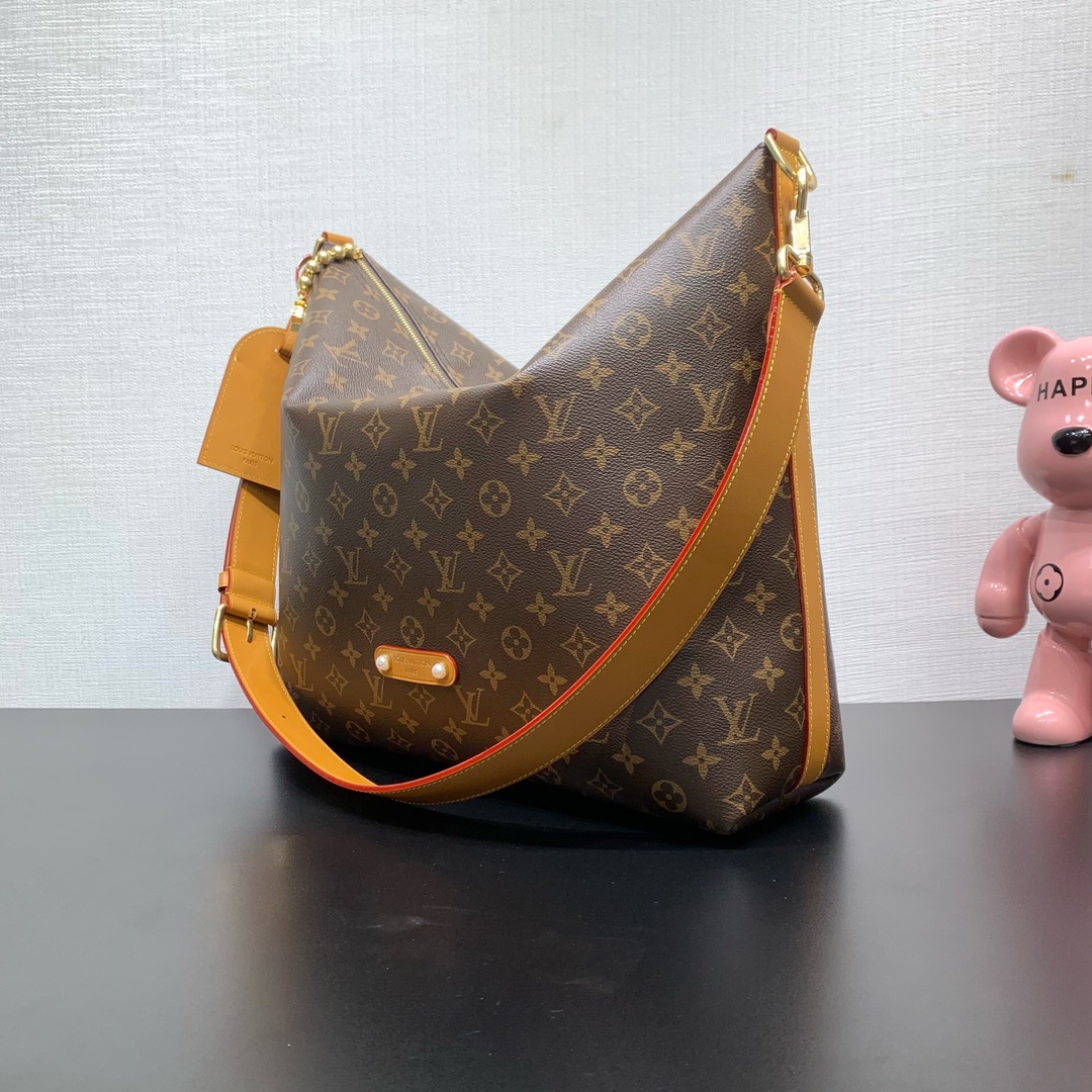 LV 原單 女款 斜跨包 經典老花設計 輕便日常款| 13 LV 原單 女款 斜跨包 經典老花設計 輕便日常款