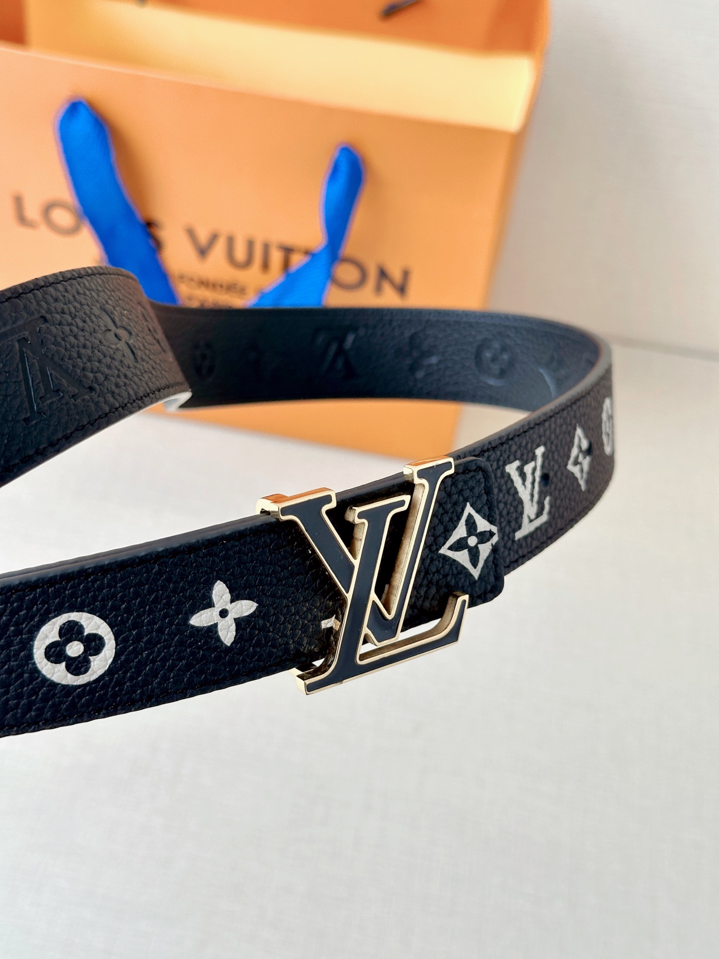 LV 高仿 男款 雙面黑灰老花LV扣皮帶 3.4cm精品鋼扣 商務休閒百搭款| 14 LV 高仿 男款 雙面黑灰老花LV扣皮帶 3.4cm精品鋼扣 商務休閒百搭款