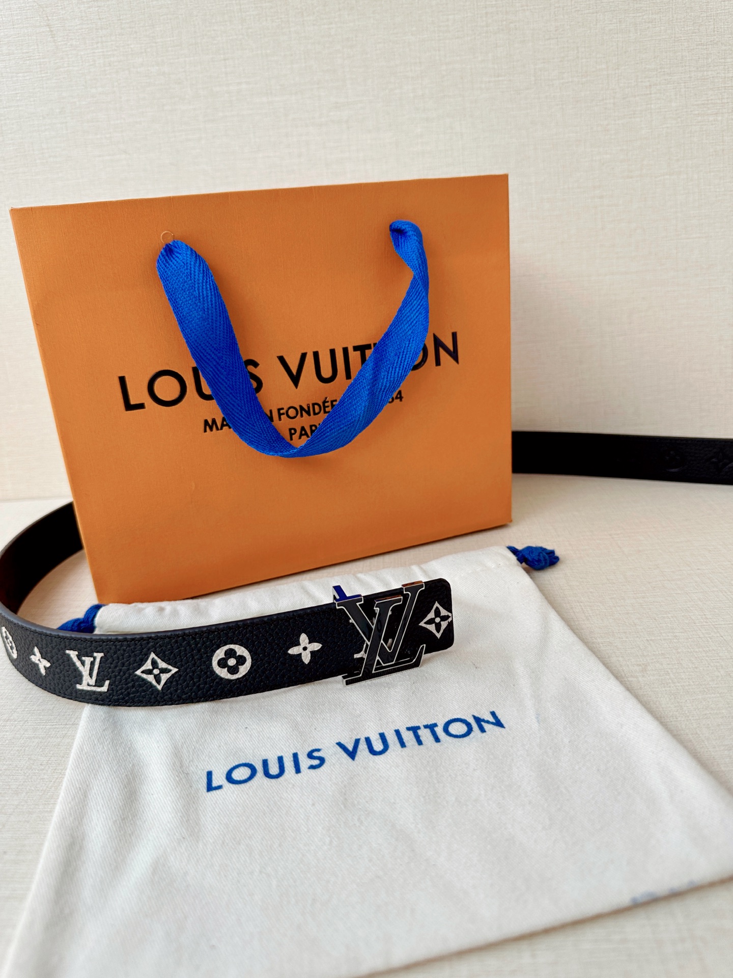 LV 高仿 男款 雙面黑灰老花LV扣皮帶 3.4cm精品鋼扣 商務休閒百搭款| 12 LV 高仿 男款 雙面黑灰老花LV扣皮帶 3.4cm精品鋼扣 商務休閒百搭款