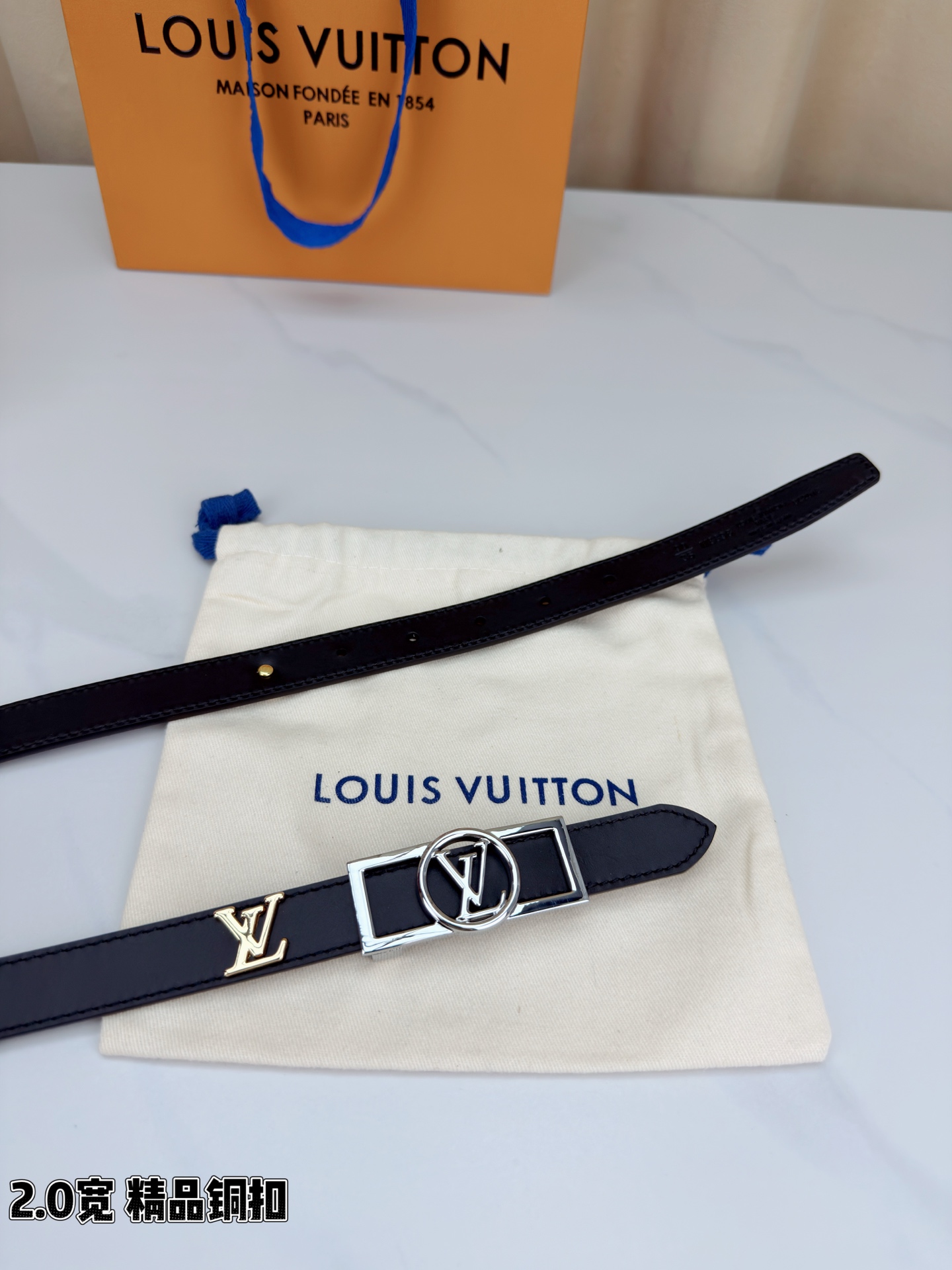 LV 原單 男款 細款LOGO皮帶 2.0cm設計 輕奢百搭精品款| 8 LV 原單 男款 細款LOGO皮帶 2.0cm設計 輕奢百搭精品款