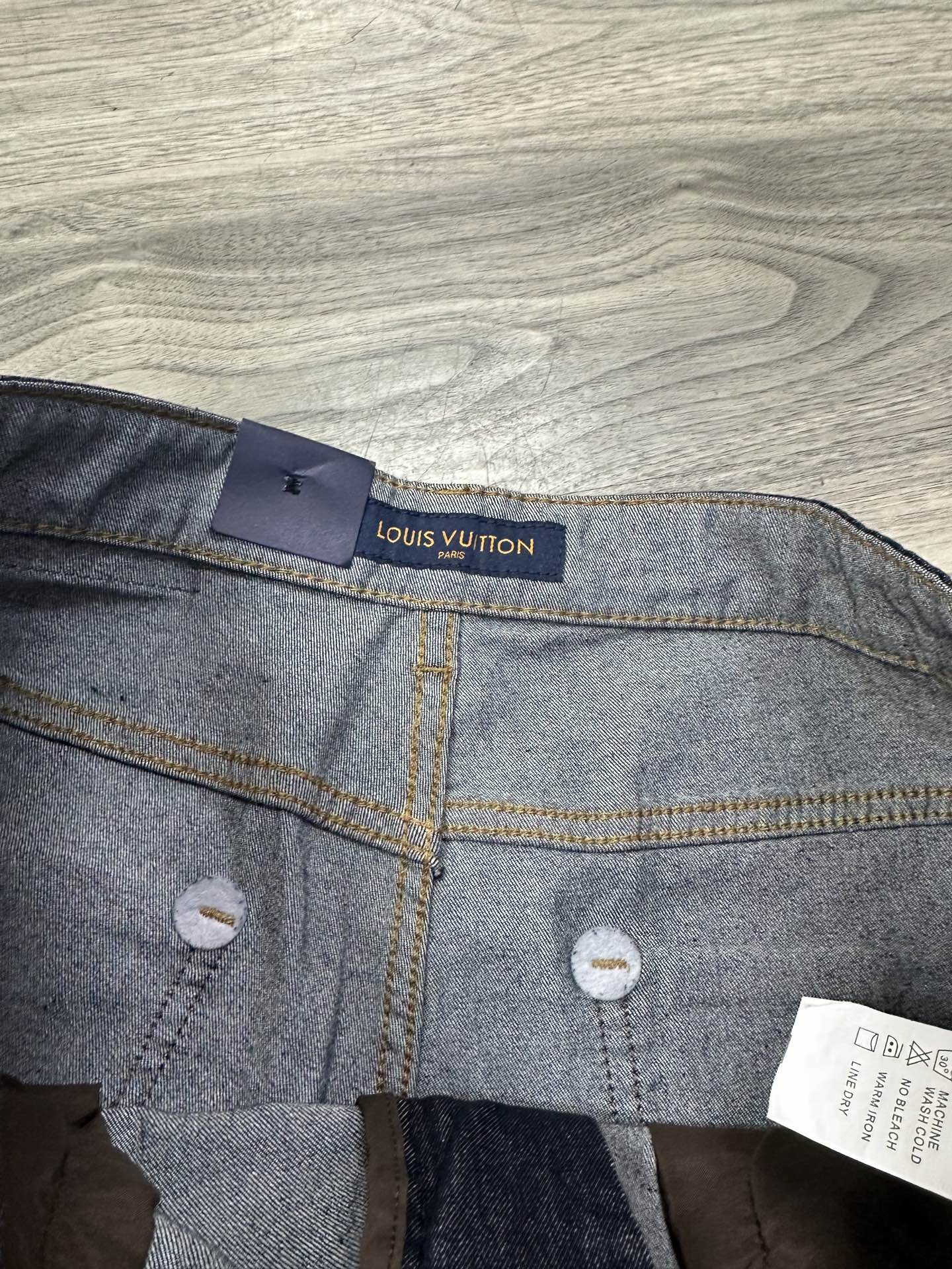 LV A貨 男款 黑色壓紋牛仔褲 潮流百搭修身長褲| 9 LV A貨 男款 黑色壓紋牛仔褲 潮流百搭修身長褲