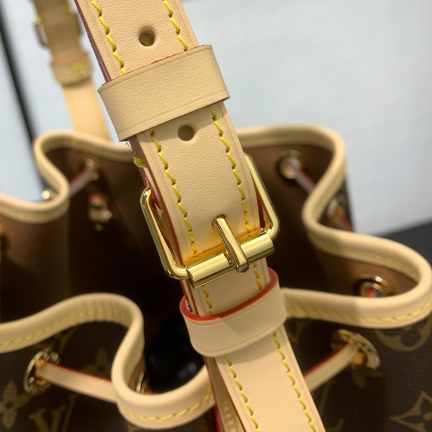 LV原單Noé水桶包評測：經典老花單肩斜背包的設計與實用解析
