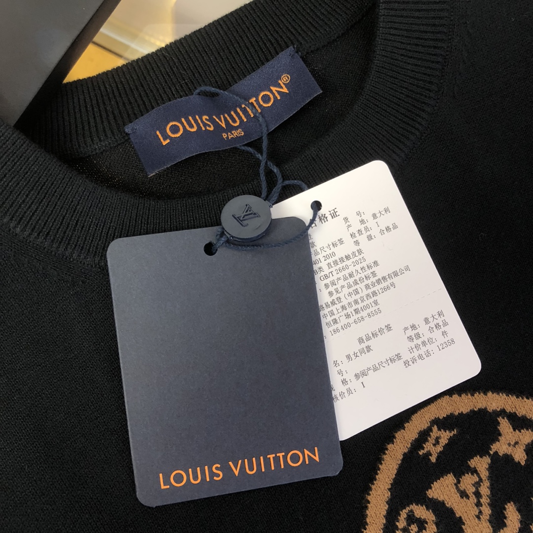 LV 高仿 男款 黑色蘑菇印花短袖T恤 街頭俐落造型款| 9 LV 高仿 男款 黑色蘑菇印花短袖T恤 街頭俐落造型款