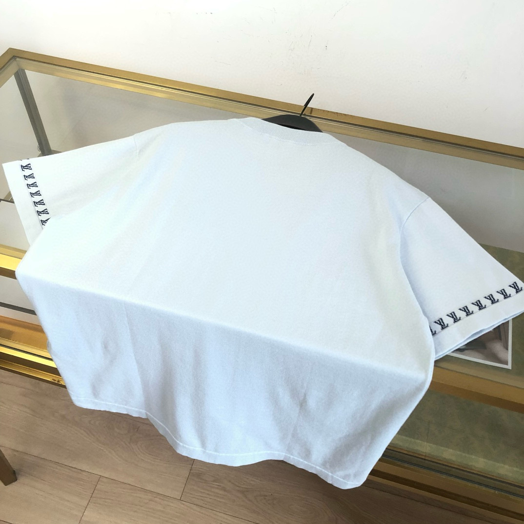 LV 原單 男款 白色袖口印花短袖T恤 細節造型輕質感款| 14 LV 原單 男款 白色袖口印花短袖T恤 細節造型輕質感款