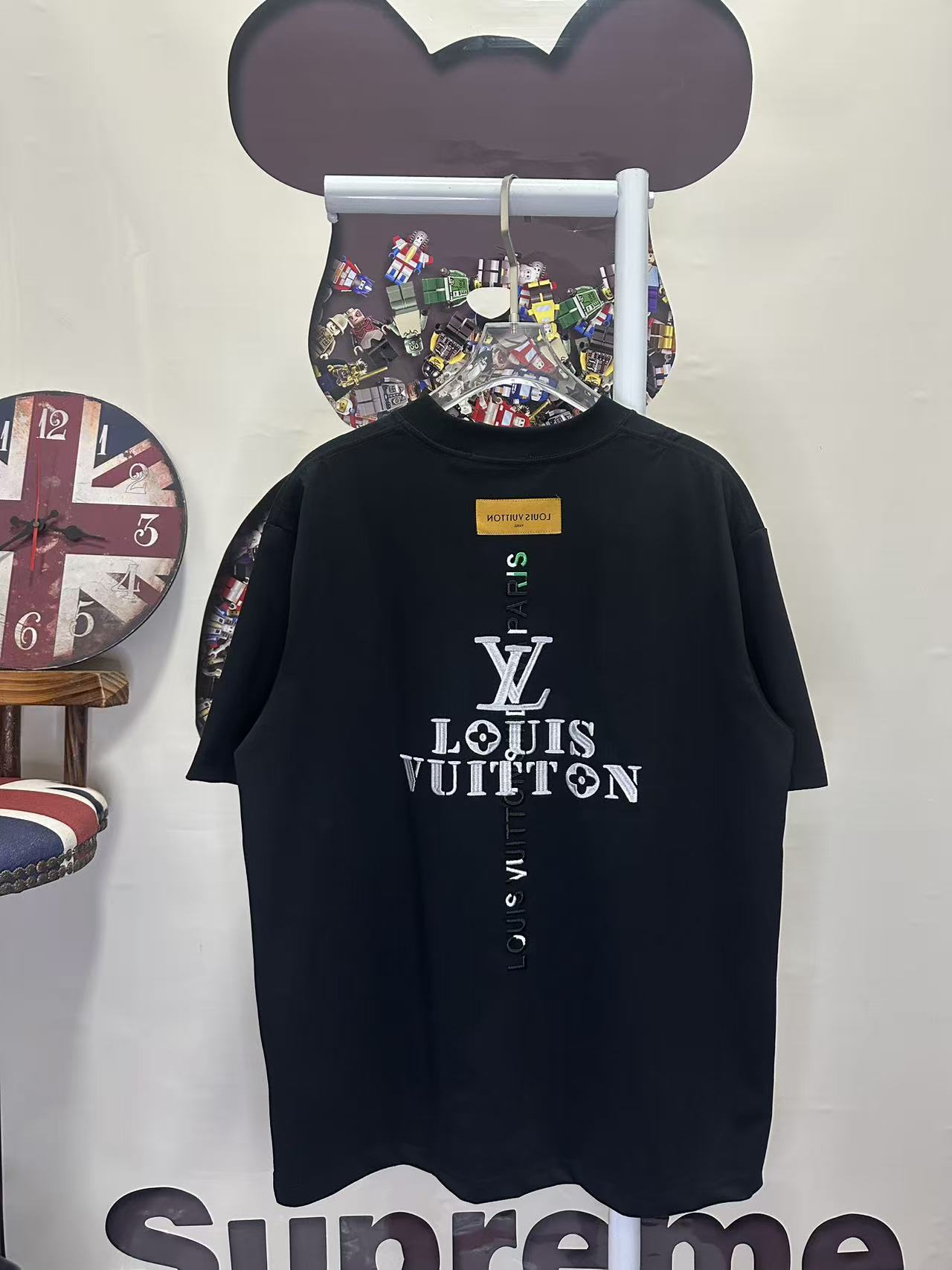 LV 高仿 男款 刺繡Logo短袖T恤 簡約休閒百搭款| 14 LV 高仿 男款 刺繡Logo短袖T恤 簡約休閒百搭款
