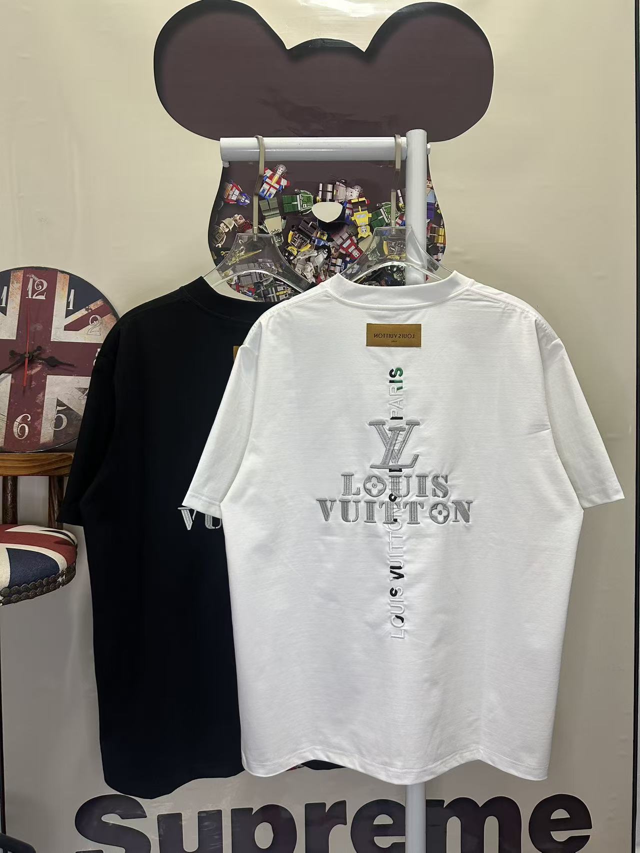 LV 一比一 男款 刺繡Logo短袖T恤 經典極簡休閒款| 12 LV 一比一 男款 刺繡Logo短袖T恤 經典極簡休閒款