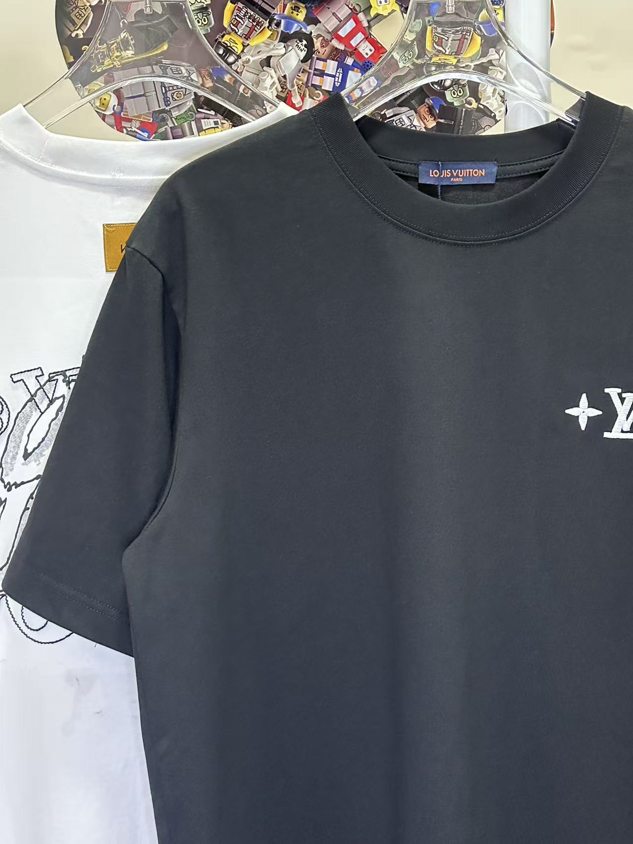 LV 原單 男款 Monogram圖騰短袖T恤 簡約休閒款| 9 LV 原單 男款 Monogram圖騰短袖T恤 簡約休閒款