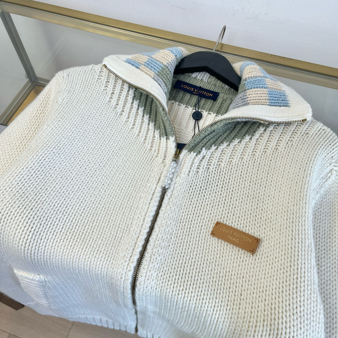 LV A貨 男款 白色針織拉鍊外套 立體編織輕量造型款| 13 LV A貨 男款 白色針織拉鍊外套 立體編織輕量造型款
