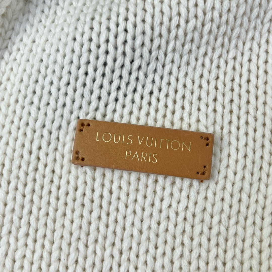 LV A貨 男款 白色針織拉鍊外套 立體編織輕量造型款| 7 LV A貨 男款 白色針織拉鍊外套 立體編織輕量造型款
