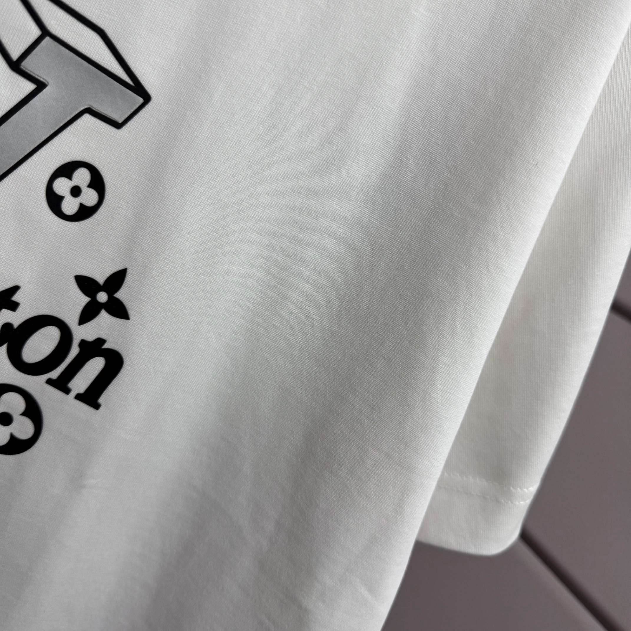 LV 高仿 男女同款 立體花卉刺繡短袖T恤 黑色百搭休閒款| 10 LV 高仿 男女同款 立體花卉刺繡短袖T恤 黑色百搭休閒款