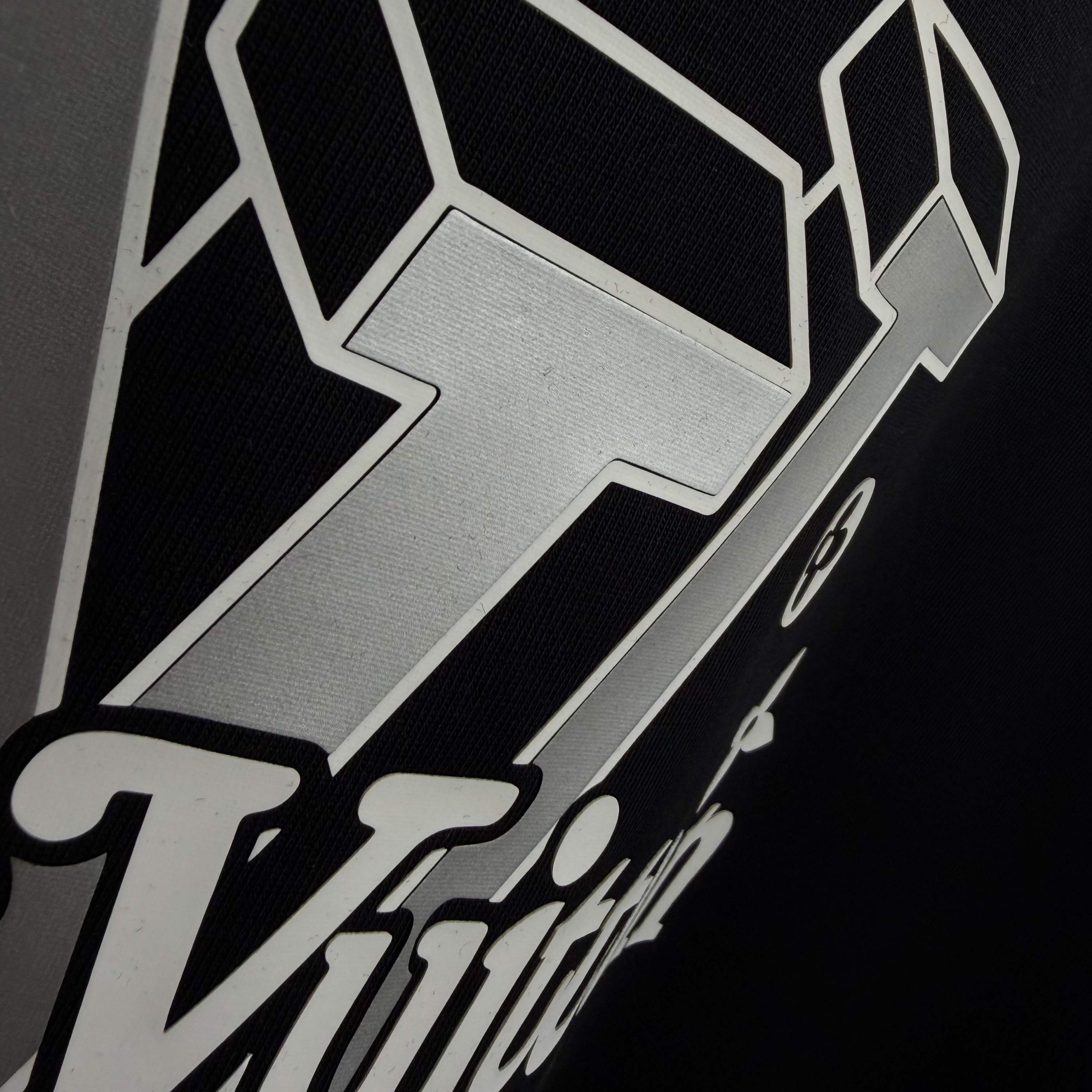 LV 一比一 男款 漸層LOGO短袖T恤 黑色街頭風百搭款| 9 LV 一比一 男款 漸層LOGO短袖T恤 黑色街頭風百搭款