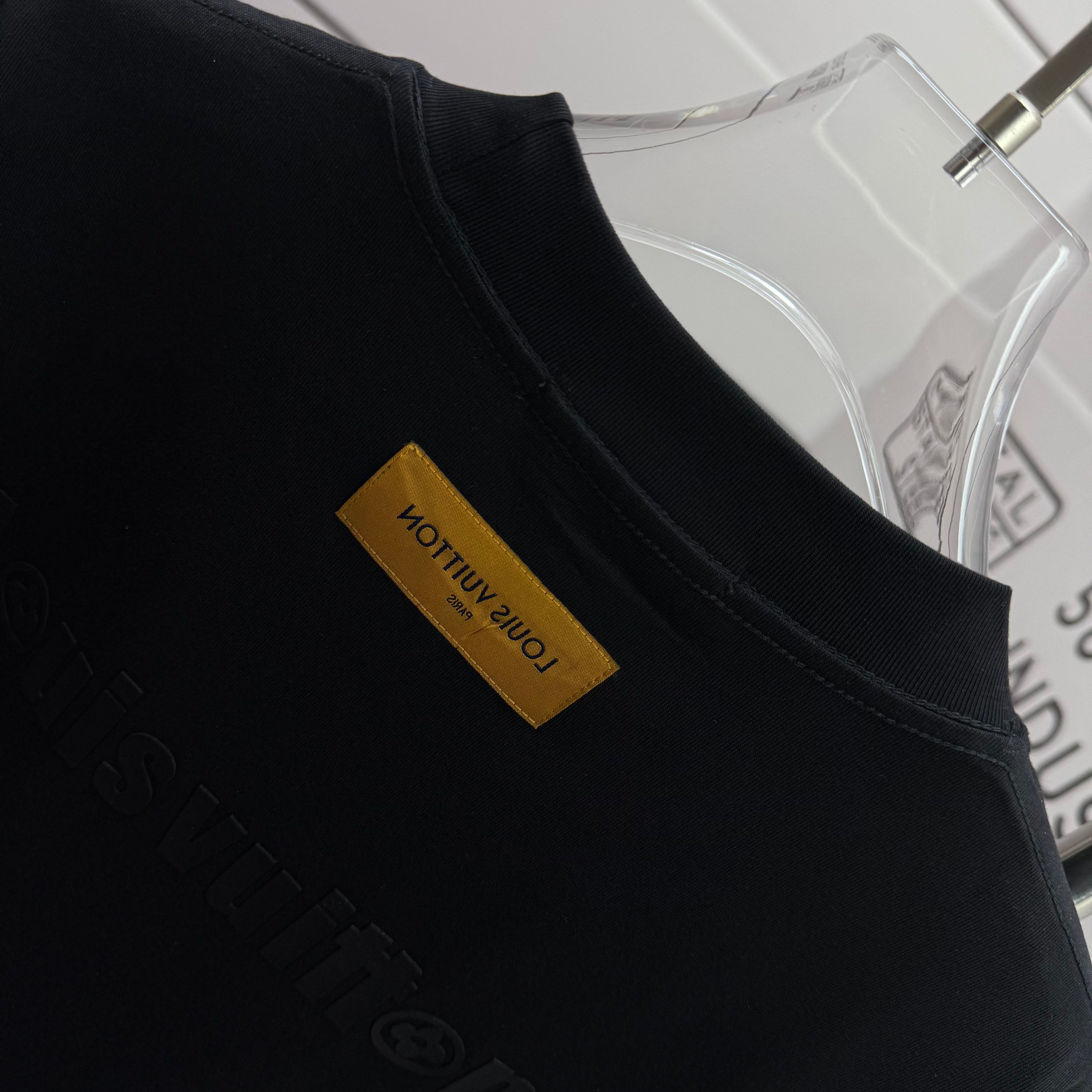 LV 高仿 男女款 花朵刺繡白色短袖T恤 氣質百搭款| 8 LV 高仿 男女款 花朵刺繡白色短袖T恤 氣質百搭款