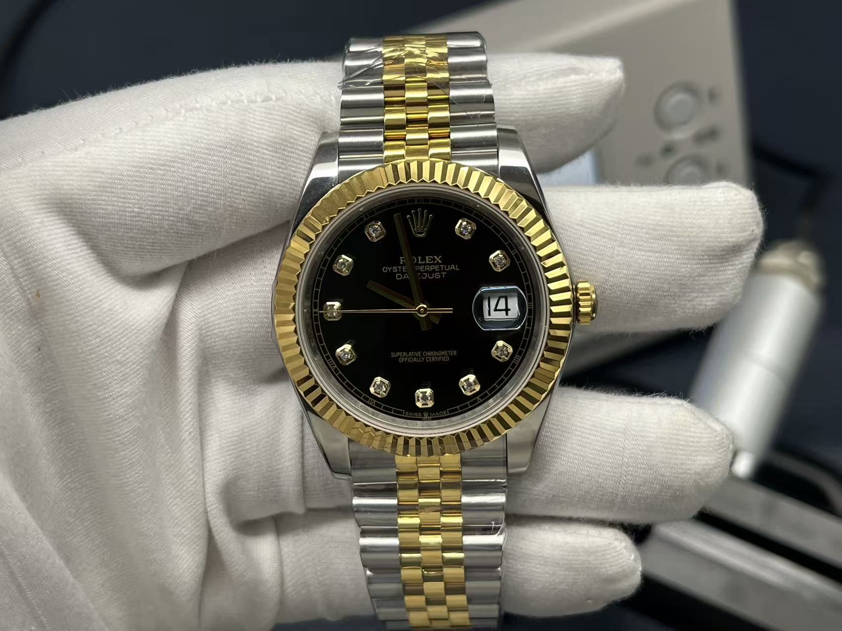 Rolex 高仿 男款 Datejust 鑽刻玫黑金腕錶 高端款| 14 Rolex 高仿 男款 Datejust 鑽刻玫黑金腕錶 高端款