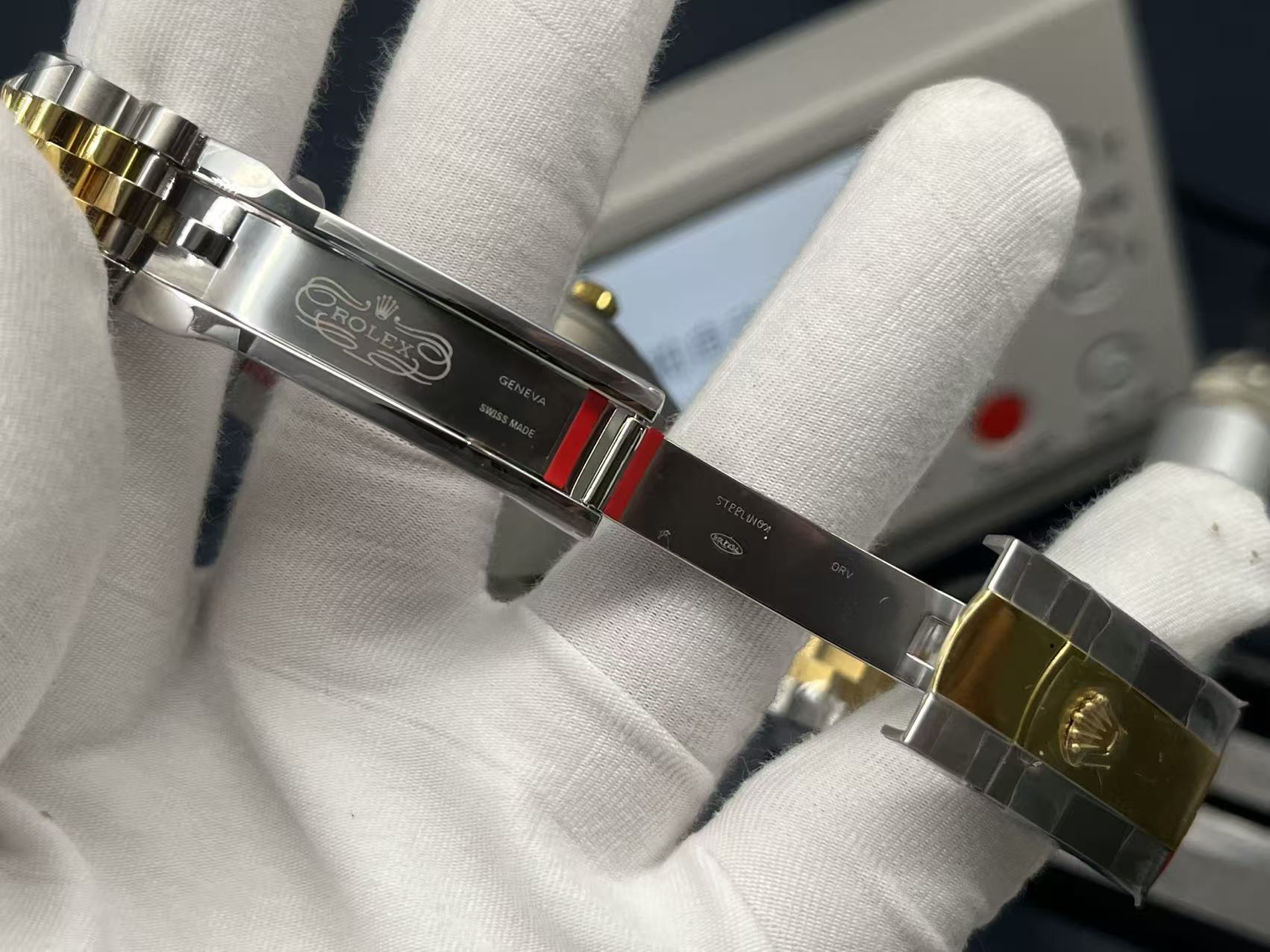 Rolex 高仿 男款 Datejust 鑽刻玫黑金腕錶 高端款| 8 Rolex 高仿 男款 Datejust 鑽刻玫黑金腕錶 高端款