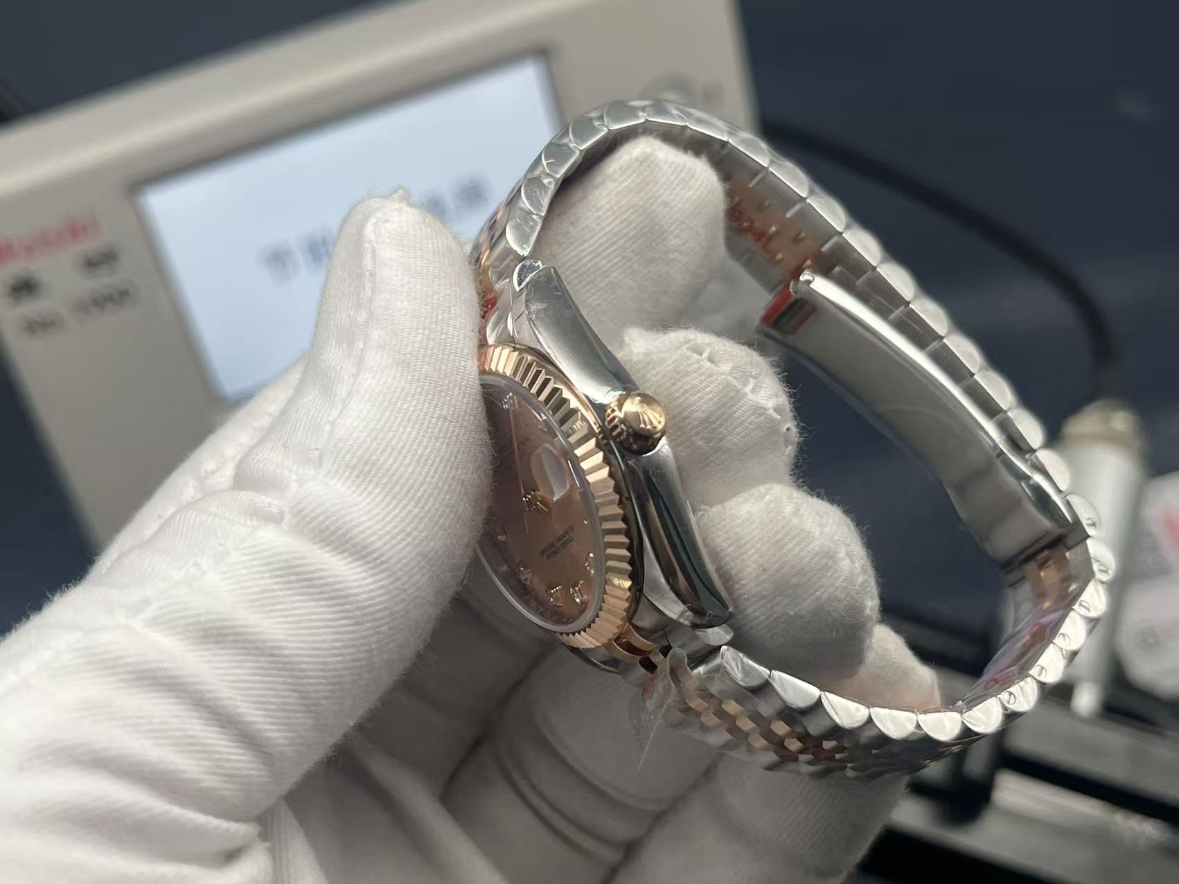 Rolex 一比一 女款 Datejust 粉面鑽刻腕錶 氣質款| 10 Rolex 一比一 女款 Datejust 粉面鑽刻腕錶 氣質款