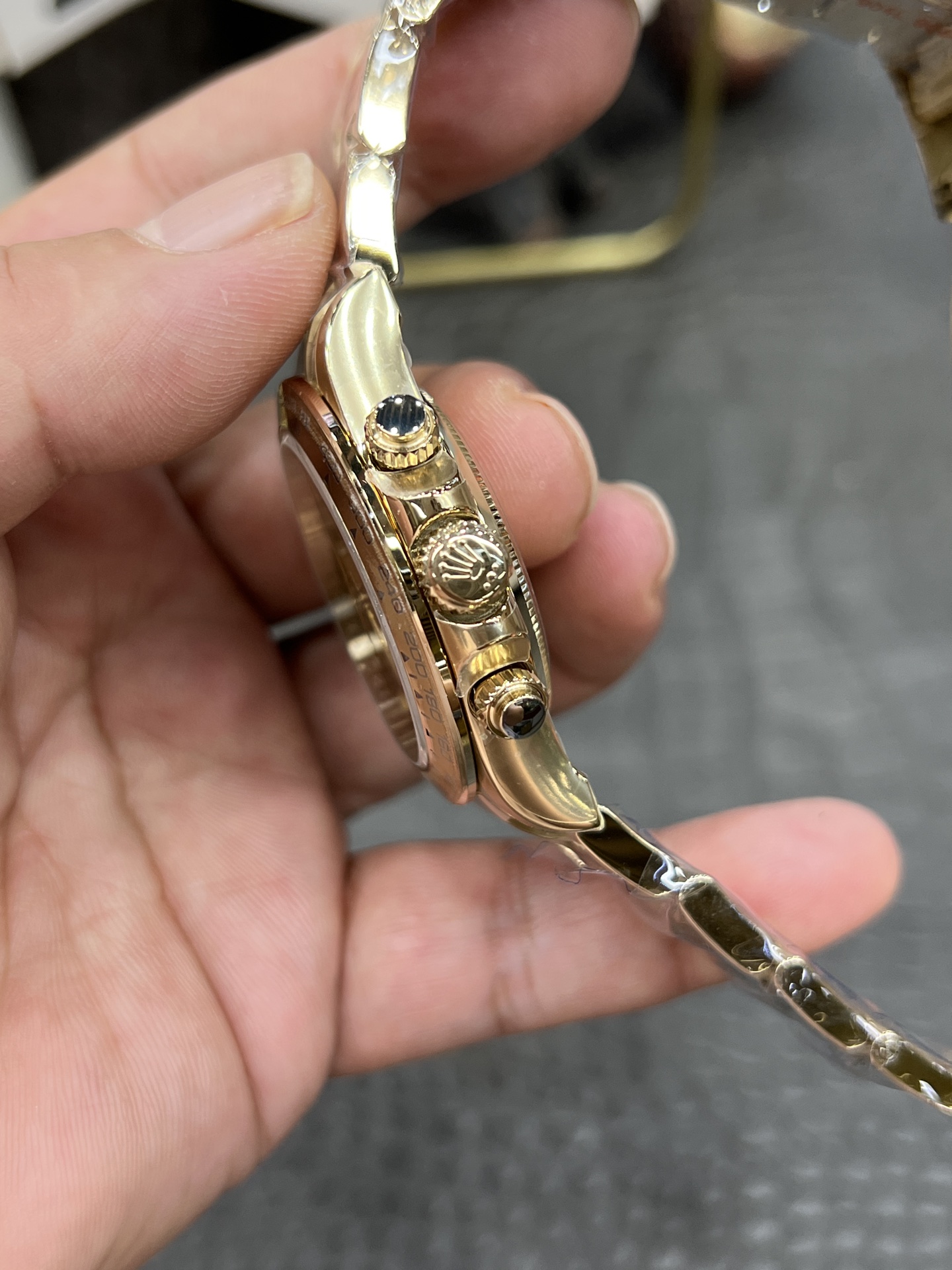 Rolex 一比一 男款 Daytona 綠面金殼計時腕錶 經典奢華款| 10 Rolex 一比一 男款 Daytona 綠面金殼計時腕錶 經典奢華款