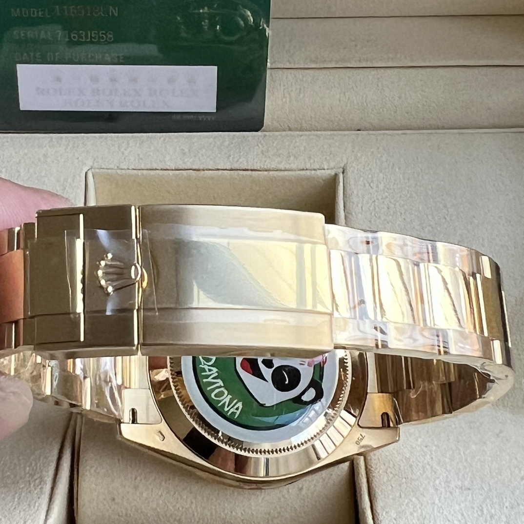 Rolex 高仿 男款 Daytona 黑面金殼鋼帶計時腕錶 經典奢華商務風| 7 Rolex 高仿 男款 Daytona 黑面金殼鋼帶計時腕錶 經典奢華商務風