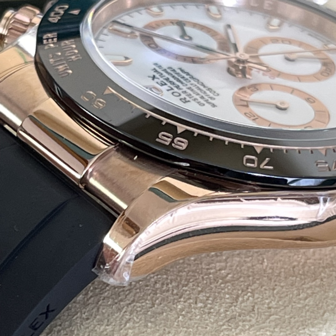 Rolex 一比一 男款 Daytona 白面玫瑰金橡膠帶計時腕錶 清爽時尚款| 10 Rolex 一比一 男款 Daytona 白面玫瑰金橡膠帶計時腕錶 清爽時尚款